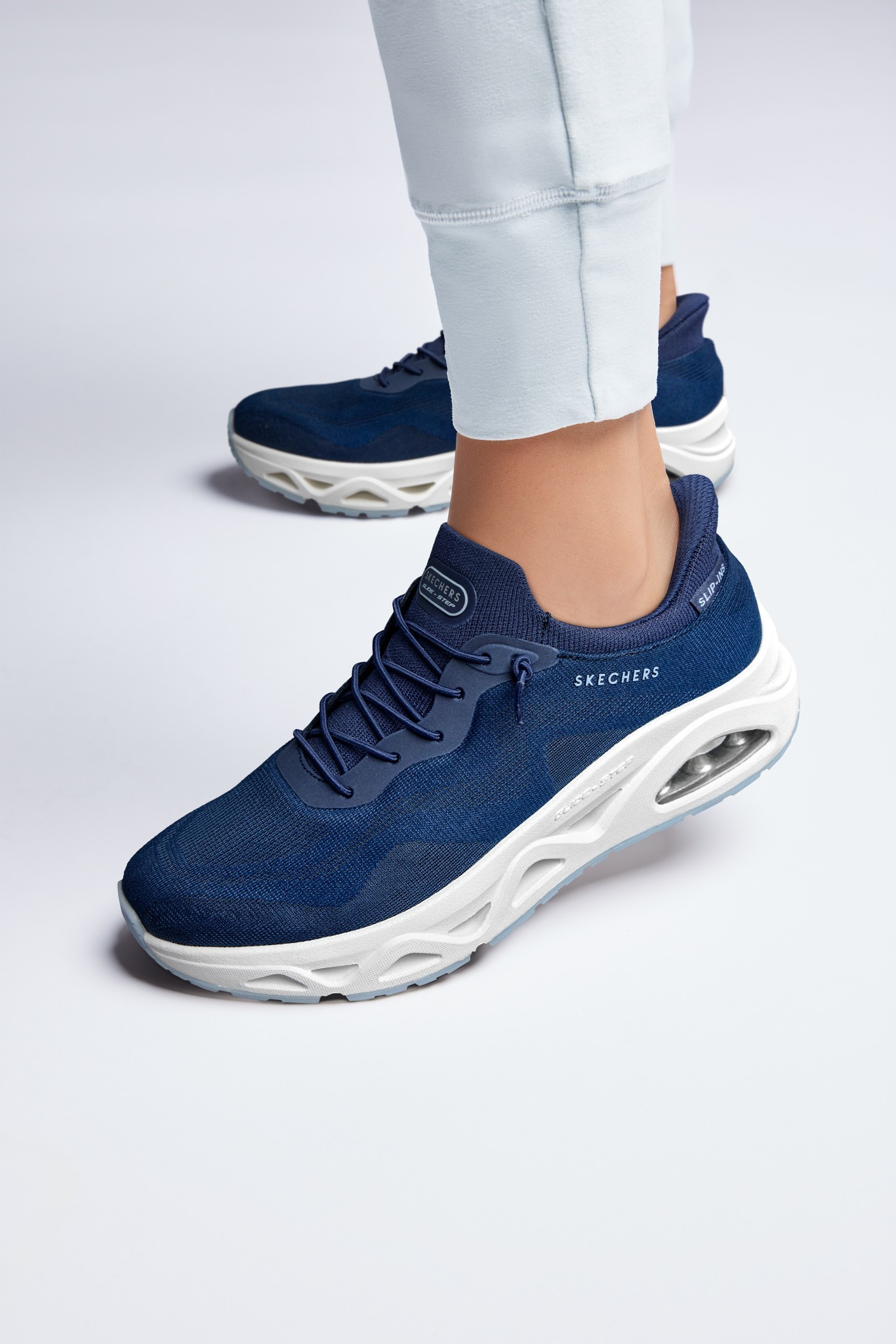 SKECHERS Facebook ad