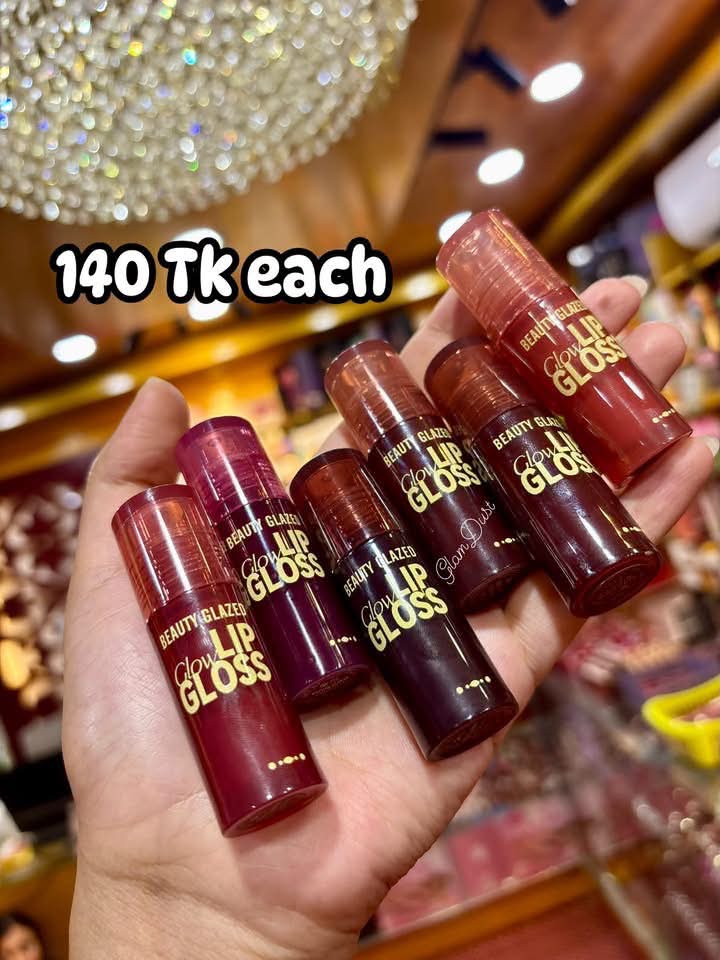 GlamDust Facebook ad: NEW DROP ALERT at GLAMDUST!