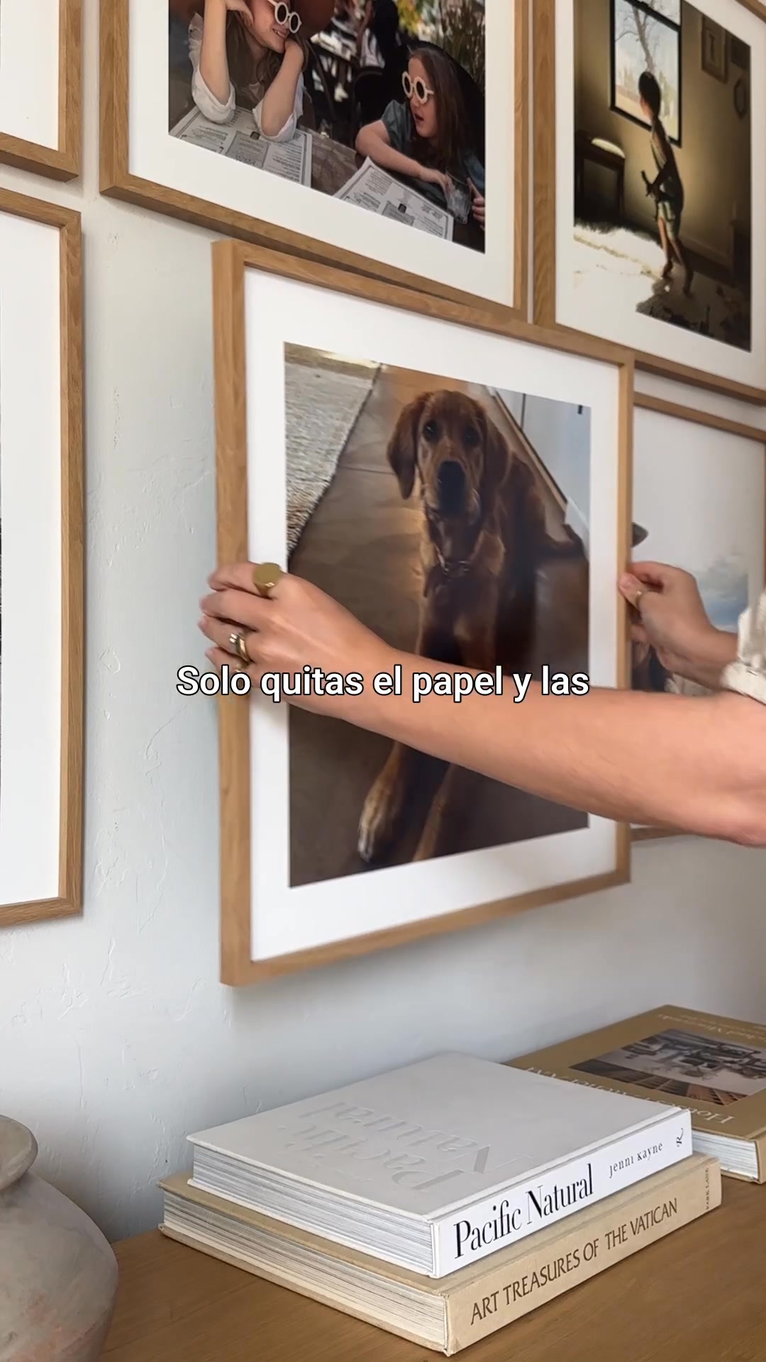 Mixtiles Facebook ad: Fácil de pegar, despegar y volver a pegar