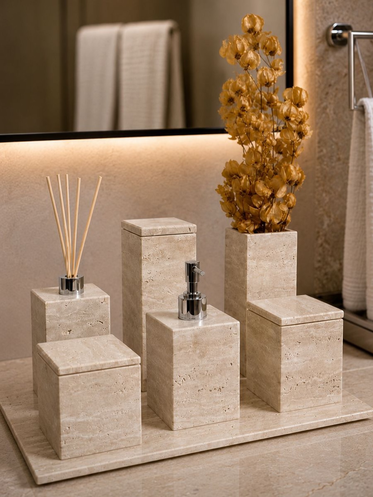 Diolina decor Facebook ad: O Kit Premium em Travertino Romano une a…