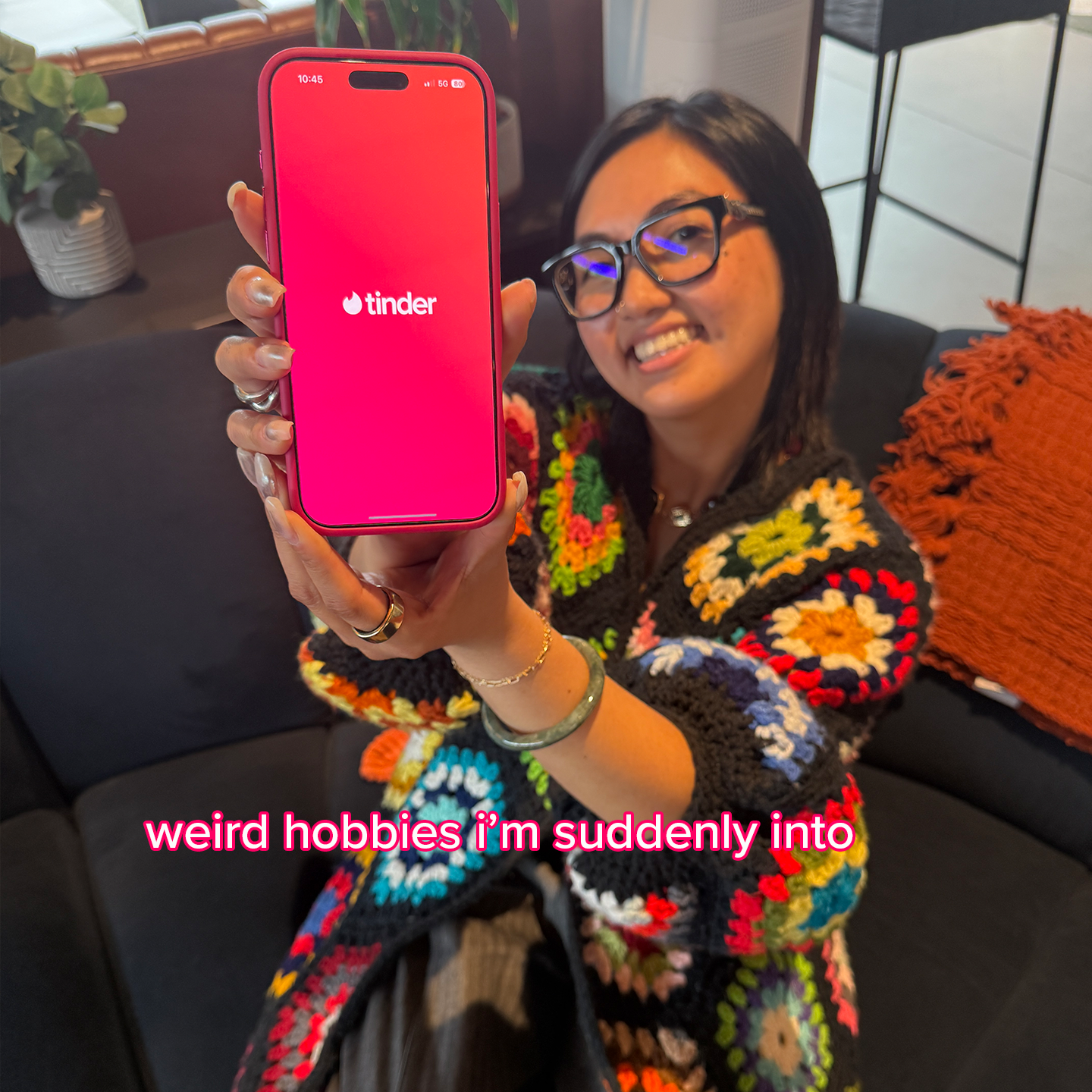 Tinder Canada Facebook ad: Tinder Dating App: Chat & Date
