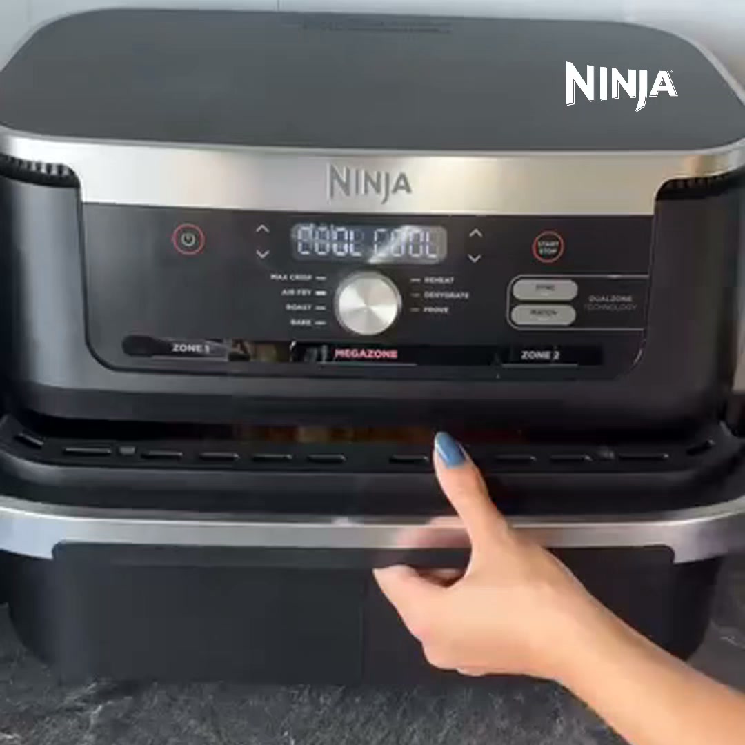Ninja Kitchen France Facebook ad: Air Fryer* Ninja Foodi Flex