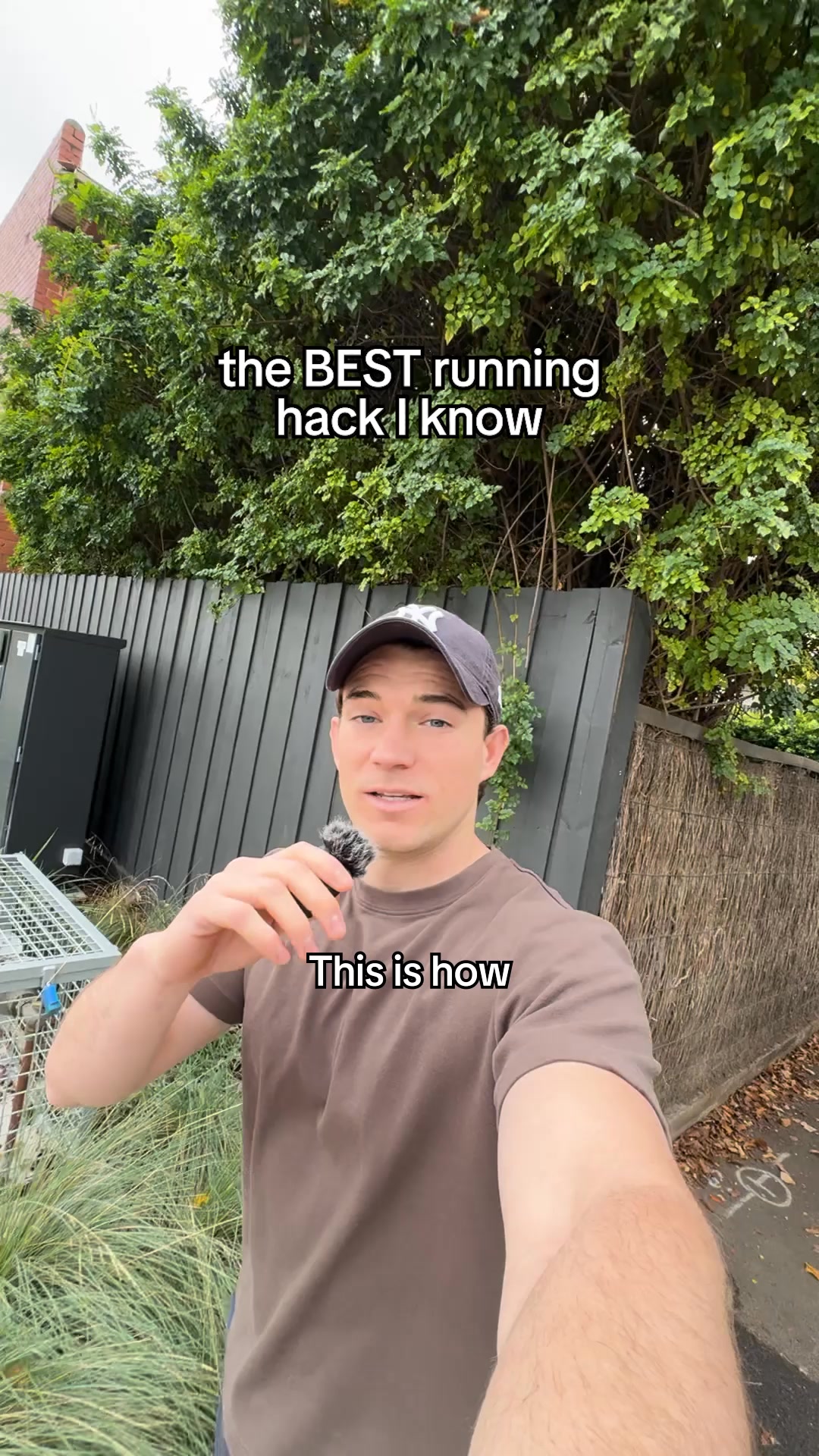 INTVL Facebook ad: Download the top running app