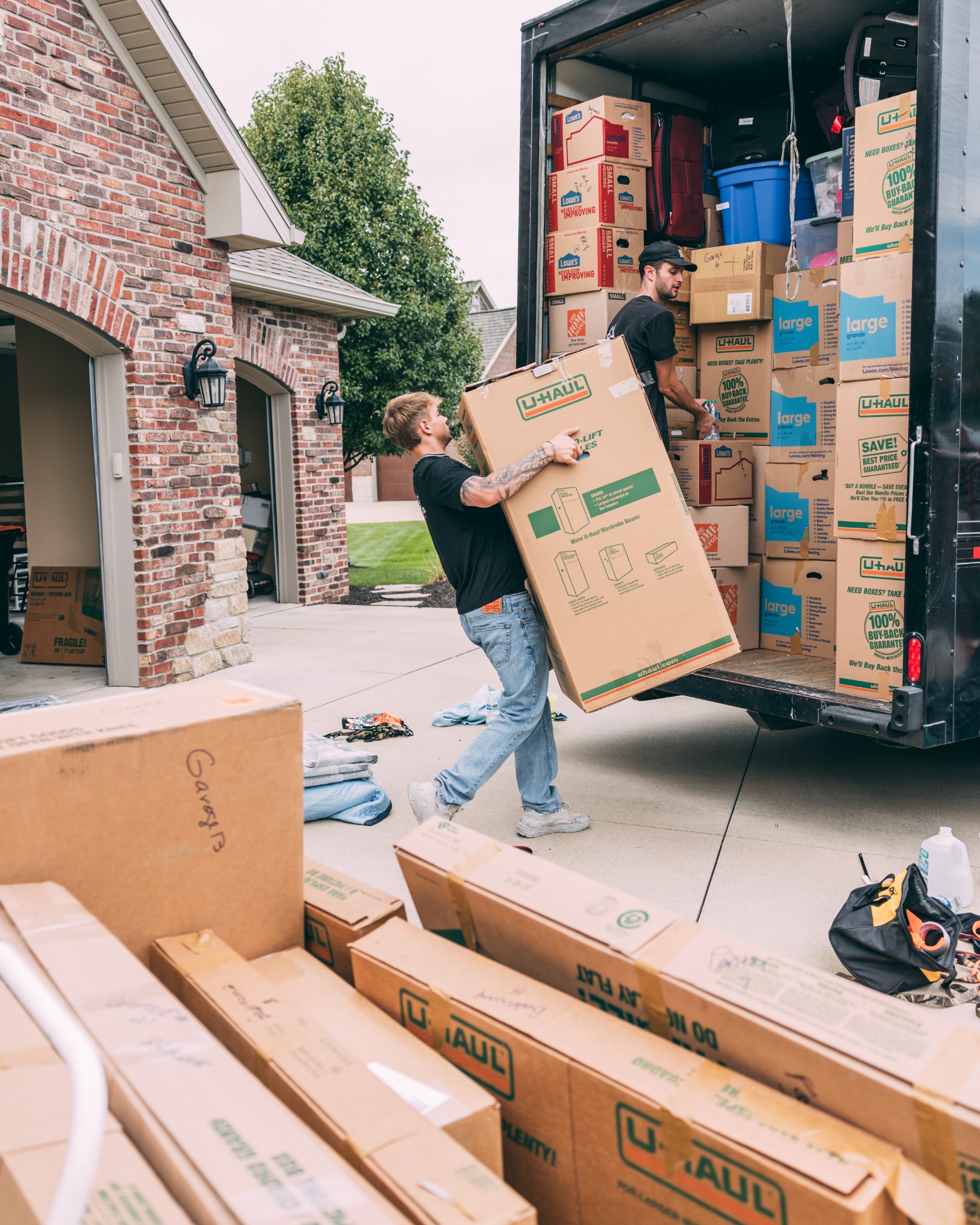 Moving Mountains: Moving Services Facebook ad