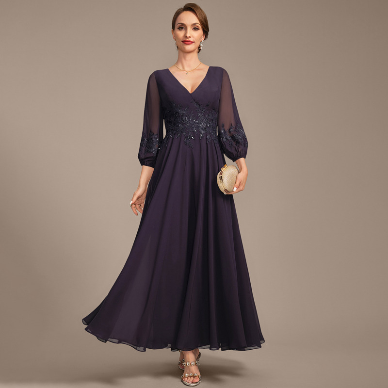 JJ's House Facebook ad: Elegant styles for the most special day