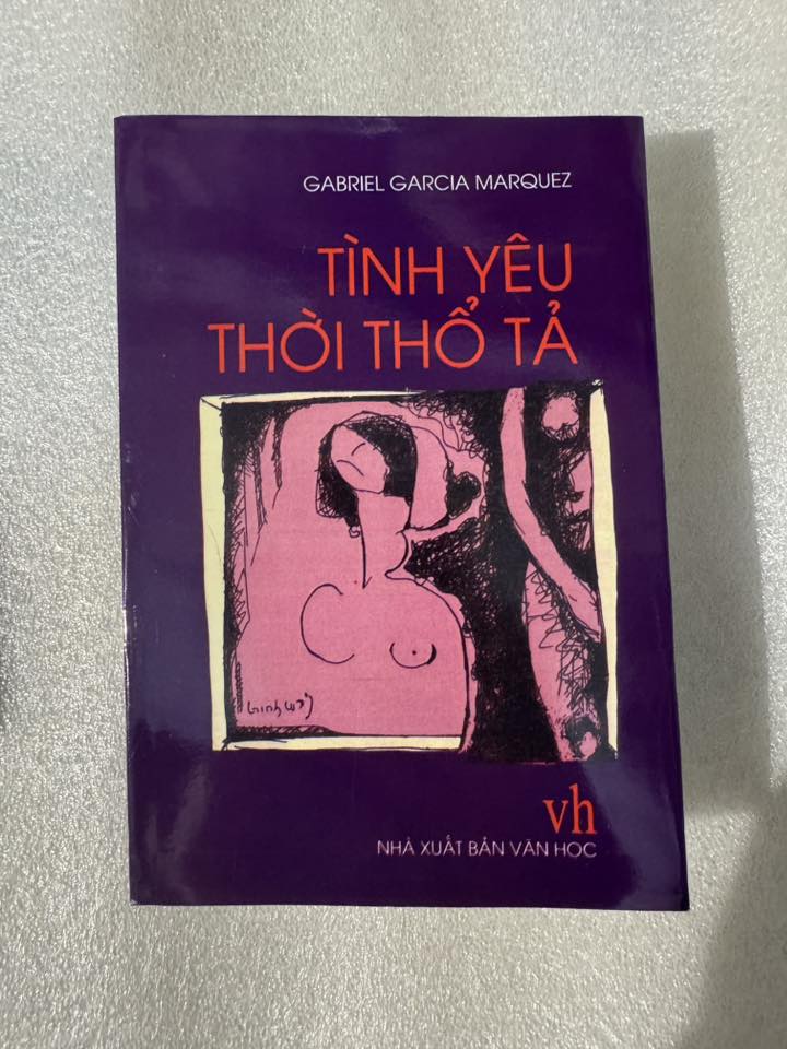 Tiệm Sách Nắng Mới Facebook ad: Những bộ sách kinh điển sống mãi với…