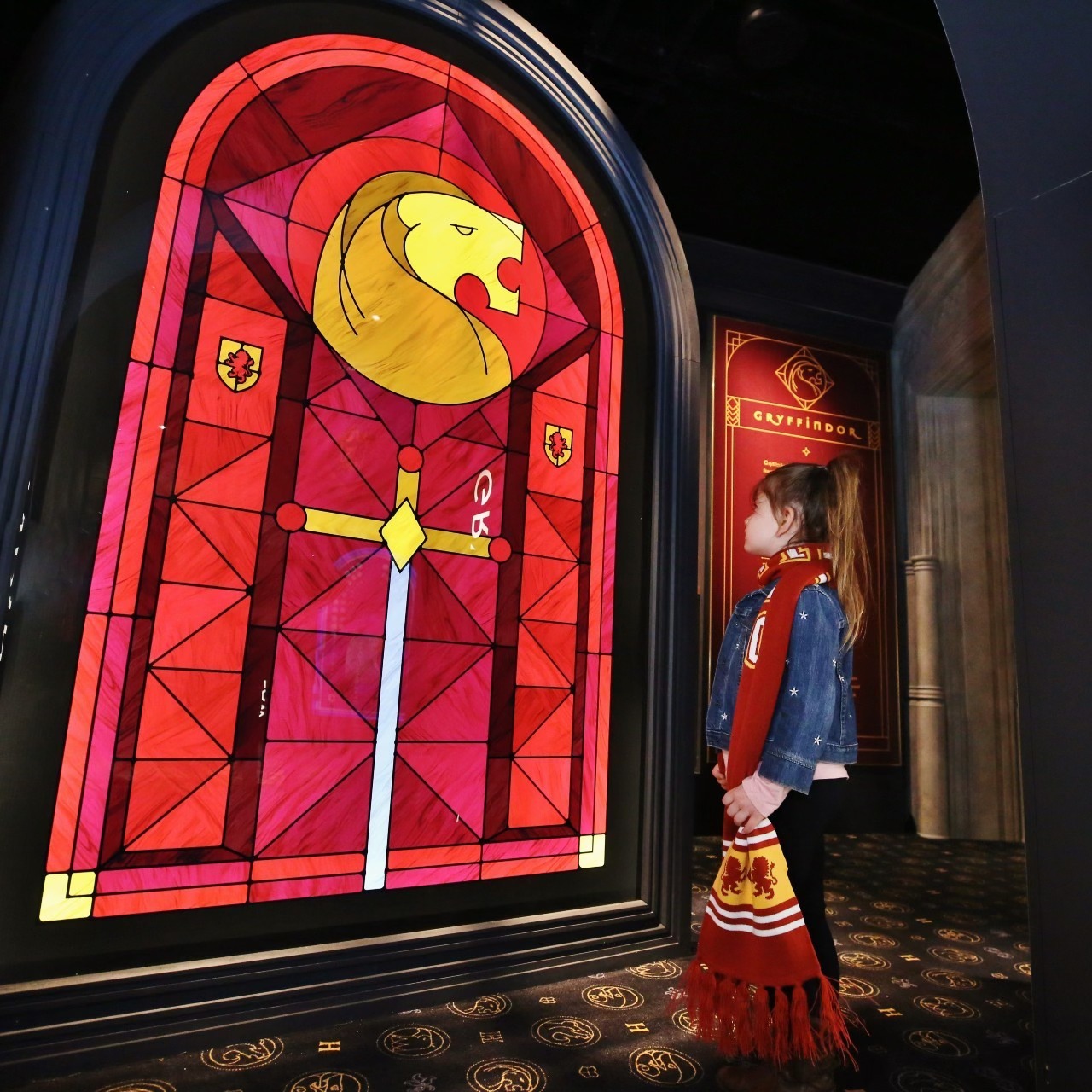 Eventim.hu Facebook ad: Hivatalos, Tegnap sikeresen megnyílt a Harry Potter: A…
