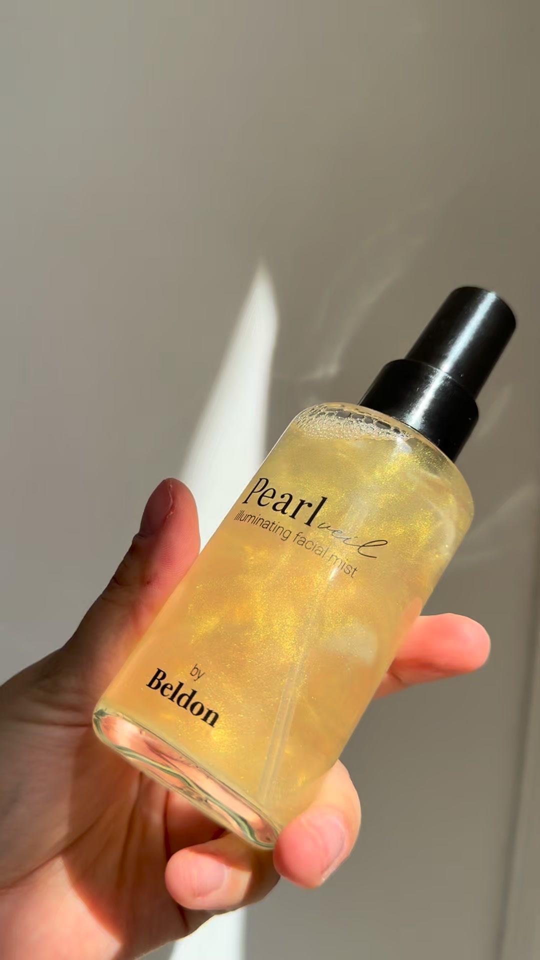 Beldon Beauty Facebook ad: Mejora luminosidad del rostro