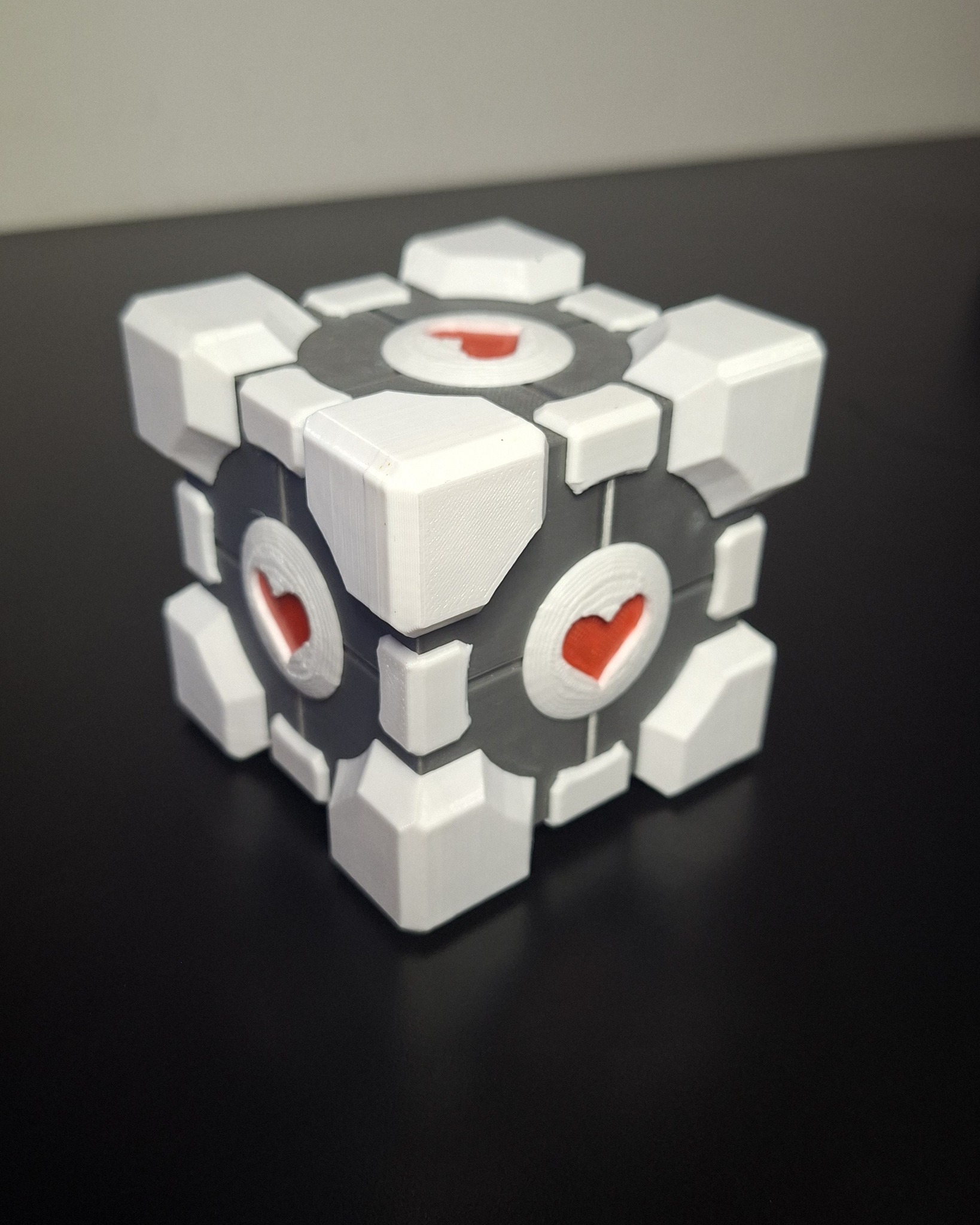 elrejunte.3d Facebook ad: Este no es solo un cubo.