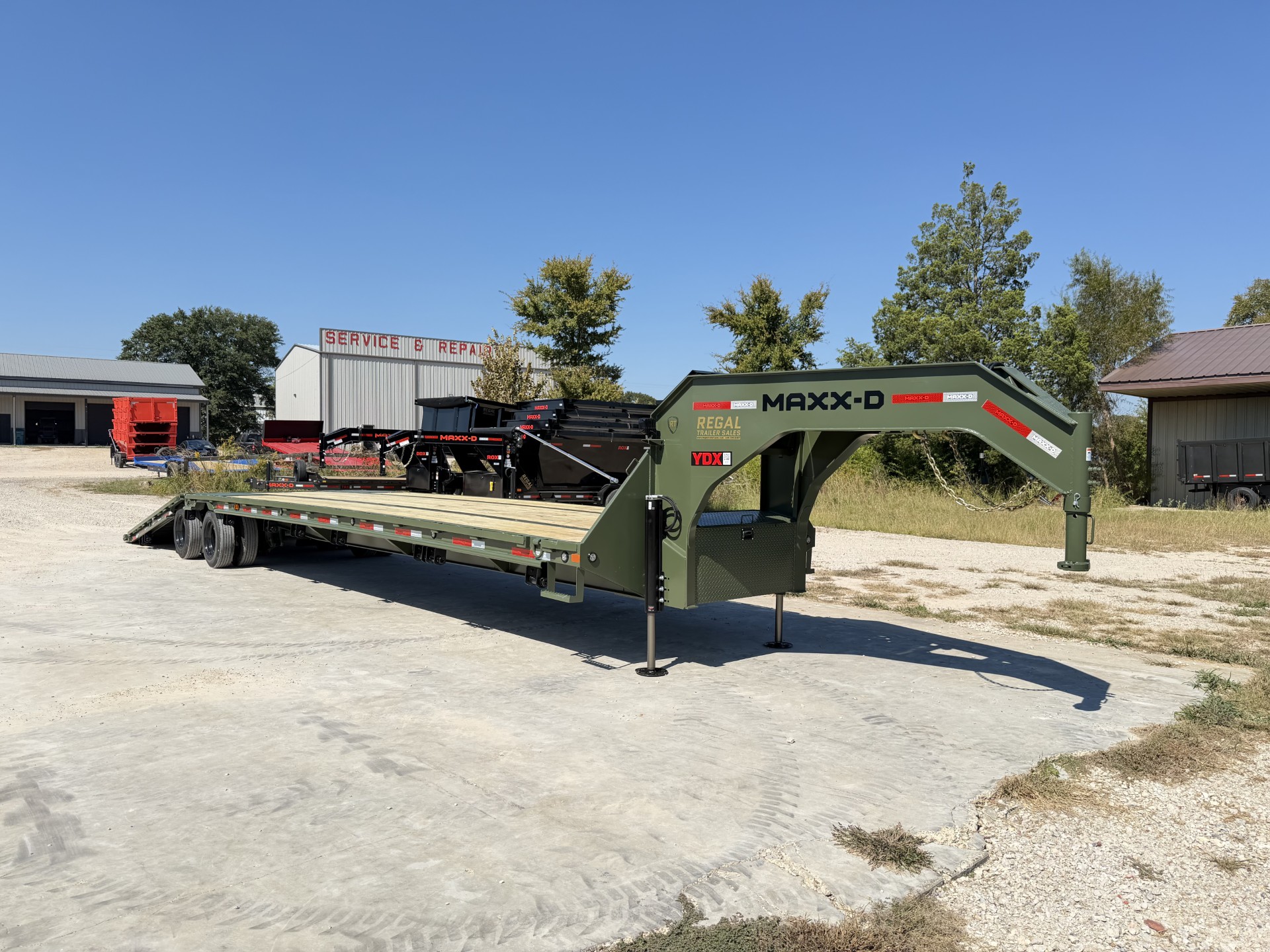 Regal Trailer Sales Facebook ad: Flatbeds built to work: straight or dovetail.