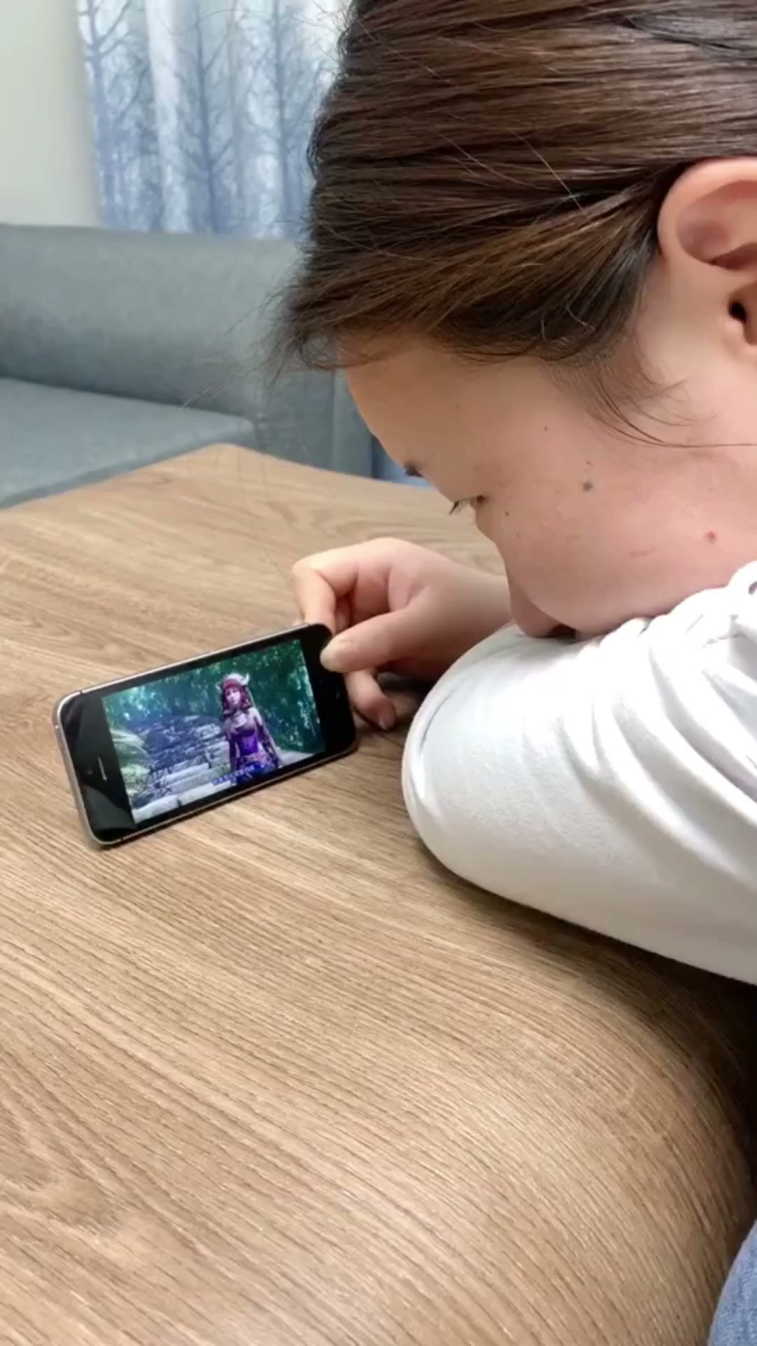 Cast TV Facebook ad: Facile à utiliser