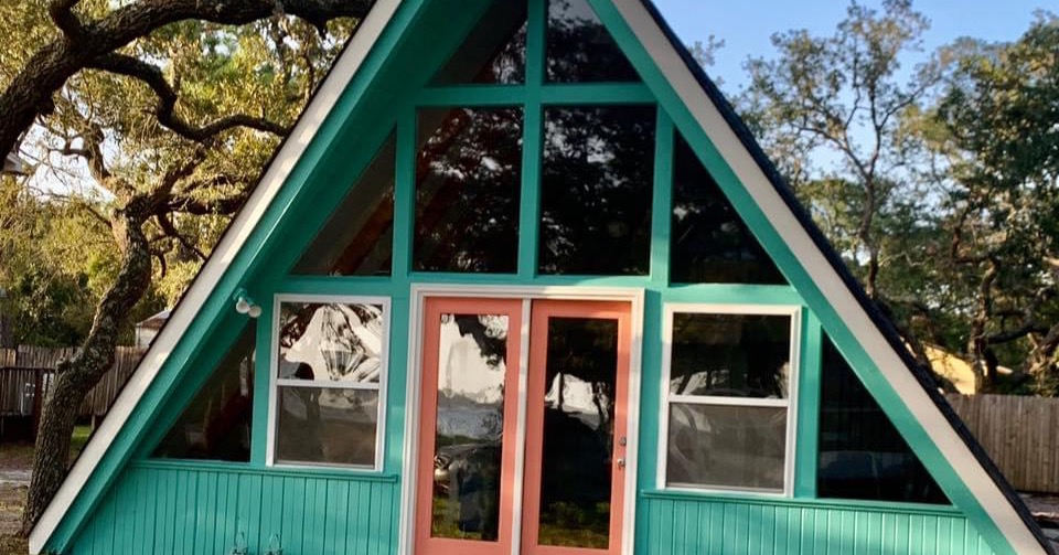 Tinker Painting LLC Facebook ad: exterior and interior painting of houses and cabinets