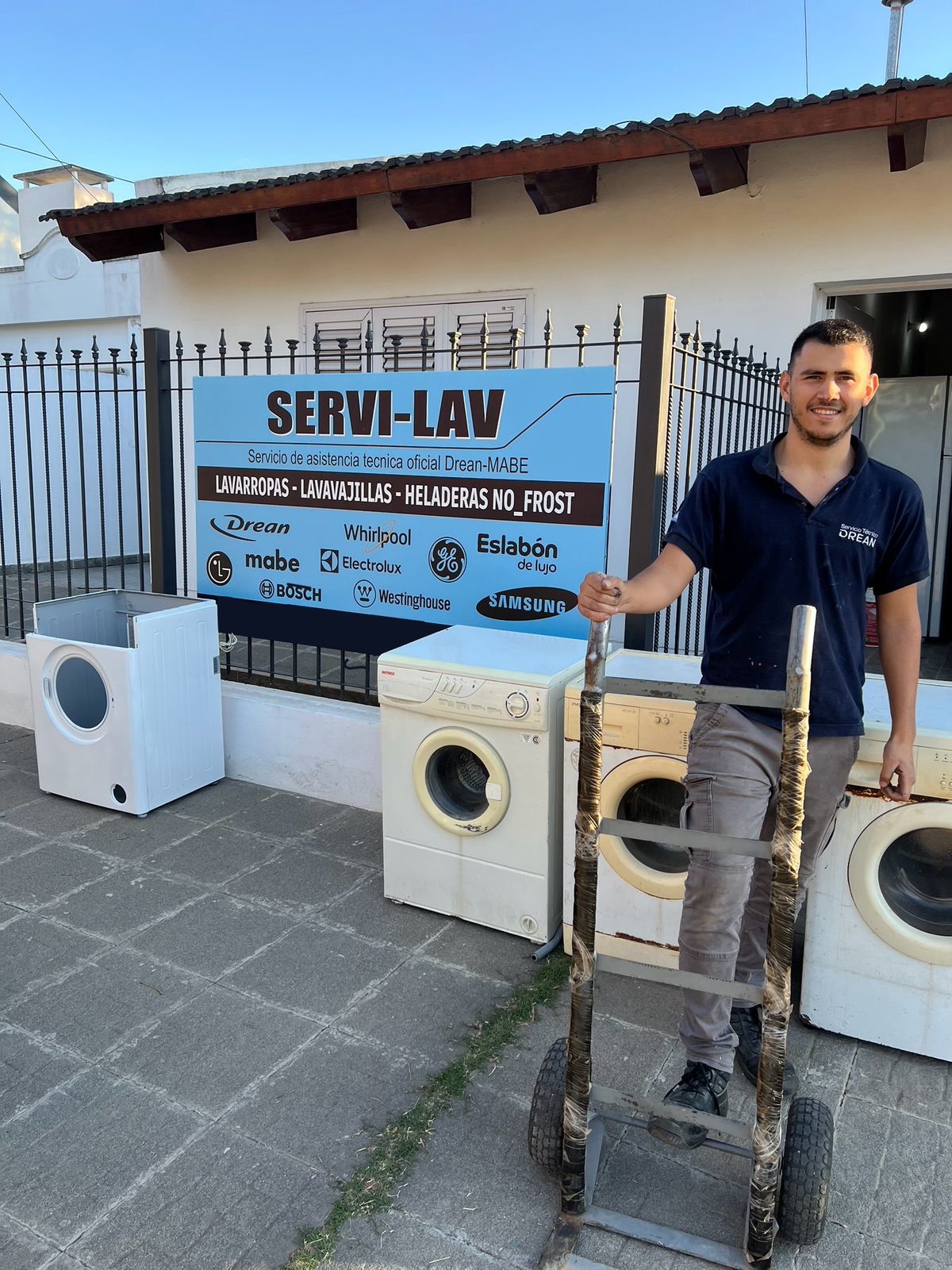 Servicio técnico Lavarropas Romero Facebook ad: TRABAJAMOS EN VILLA DOLORES Y LA ZONA