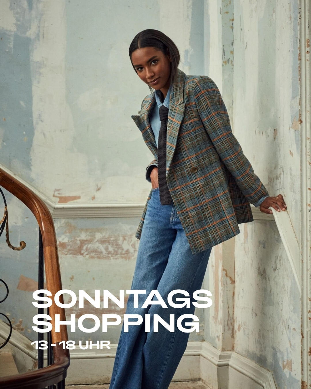 Zweibrücken Fashion Outlet Facebook ad: Sunday plans? Shopping! Am 4. Oktober von 13 bis 18 Uhr…