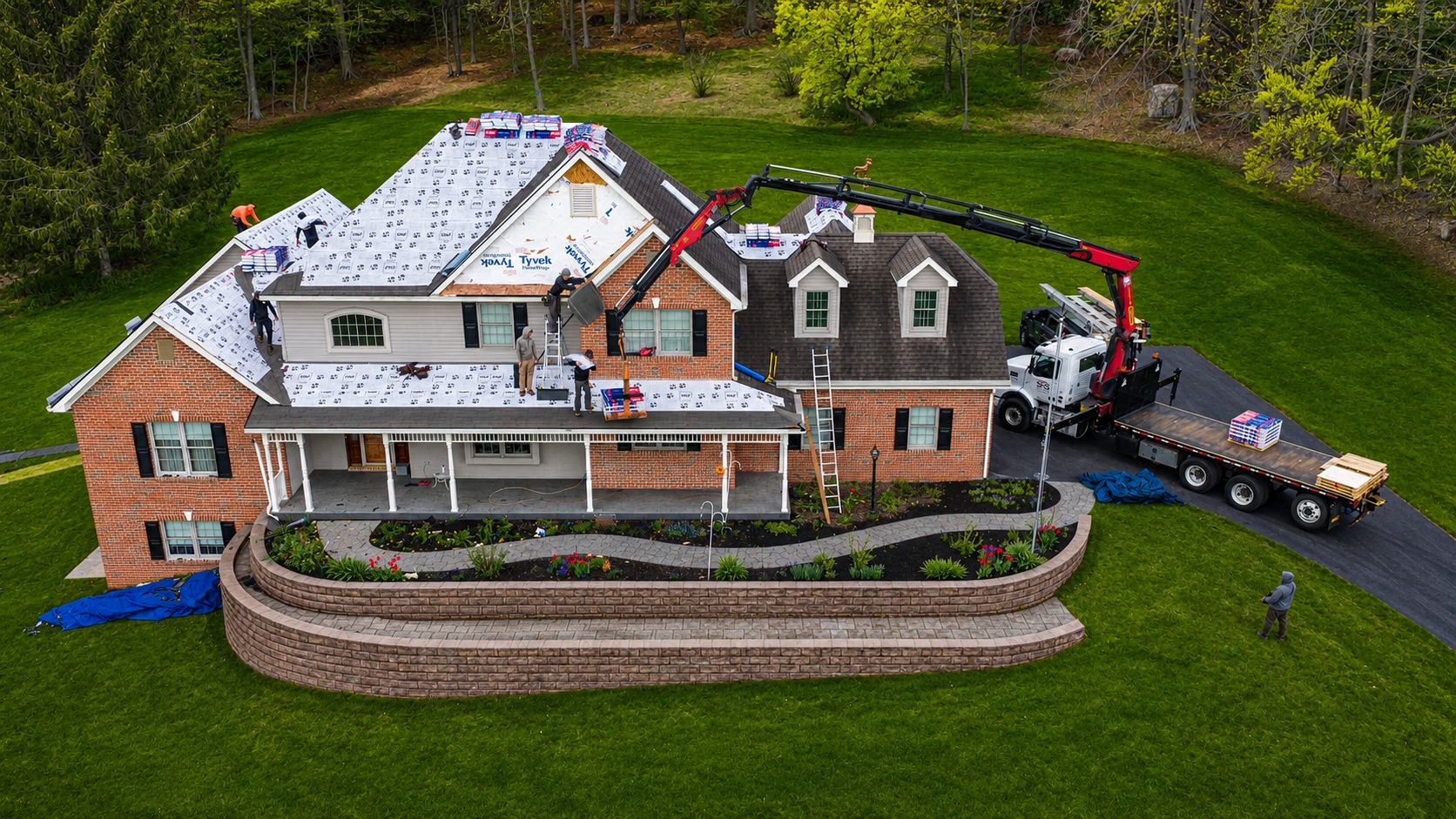 Edgeview Roofing LLC Facebook ad
