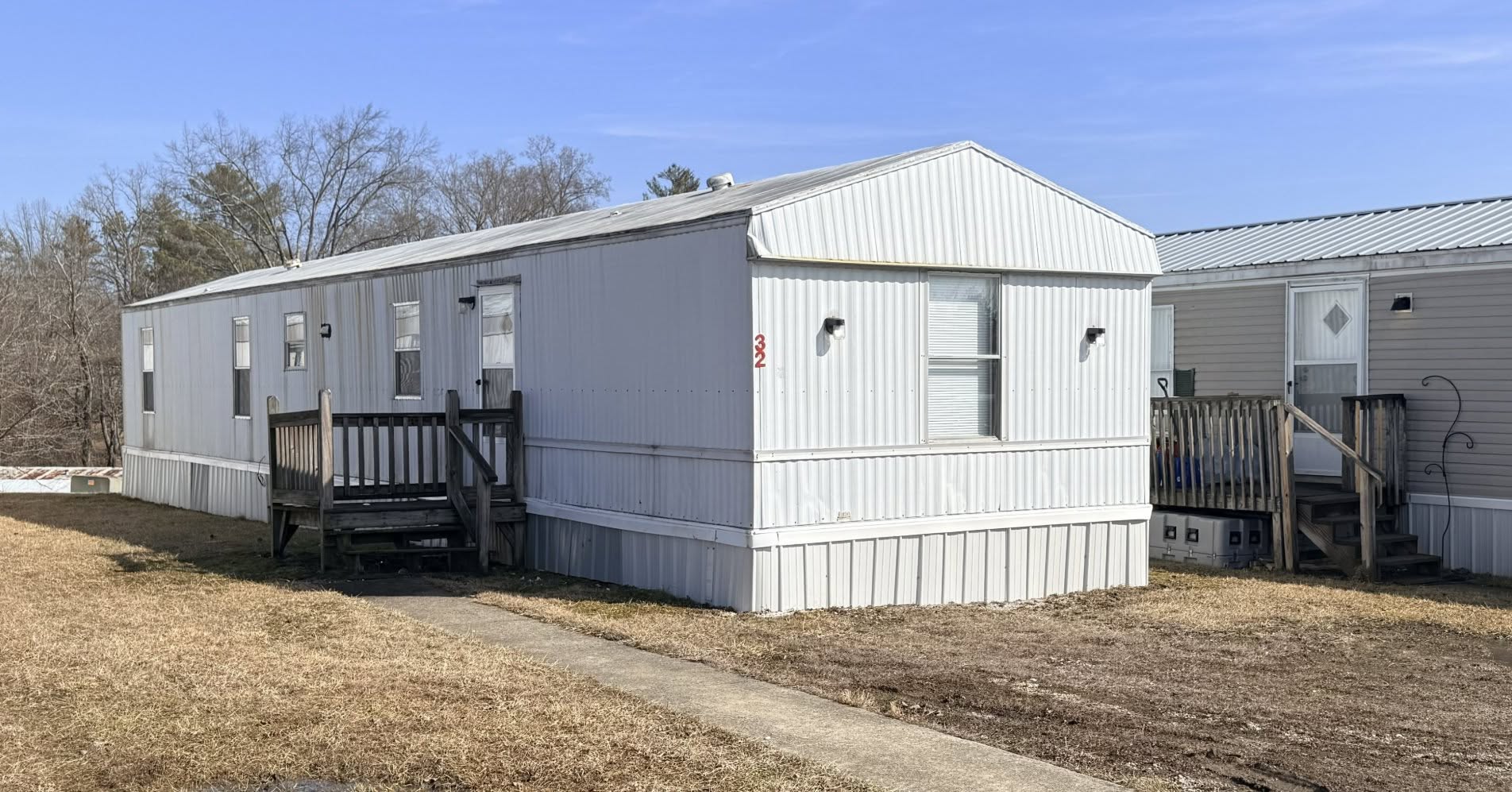 Andi Sutton Facebook ad: 3 Beds 1.5 Baths House