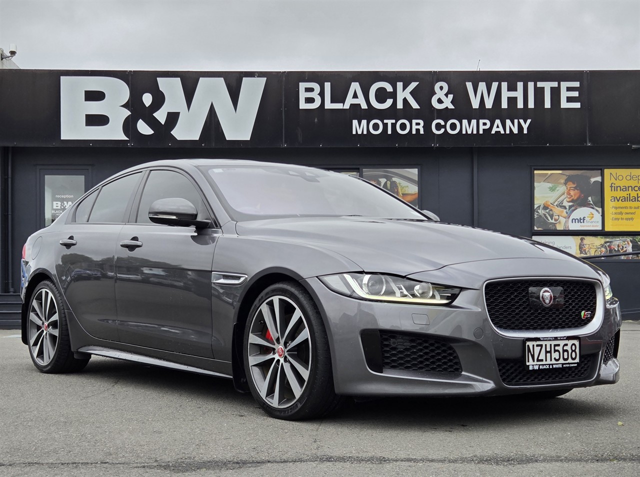 Black & White Motor Company Facebook ad: 2015 Jaguar Xe S 250kW Supercharged