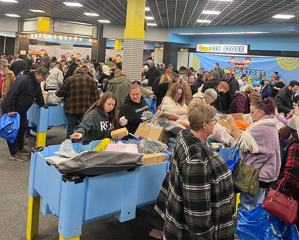 Daabin STORE Davenport Facebook ad