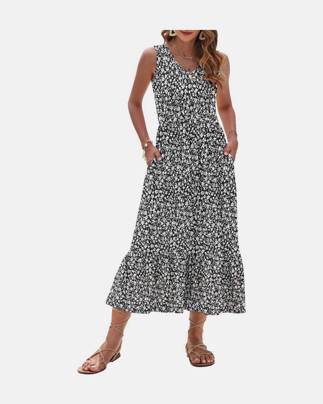 Amazon.com Facebook ad: Shop women's fashion at Amazon.