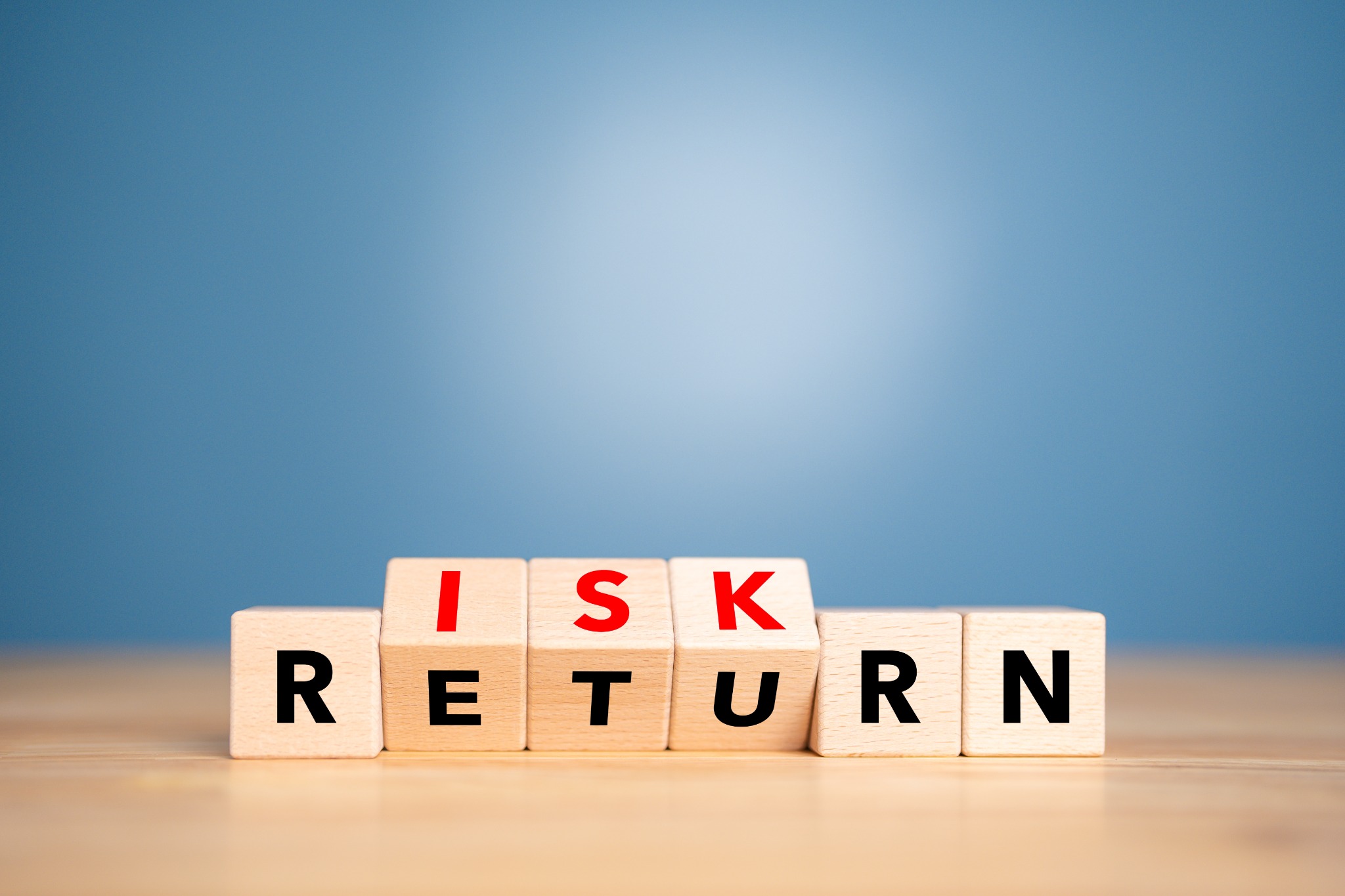 Argentum Wealth Management アルジェンタム ウェルス マネジメント Facebook ad: What’s your investment risk profile?