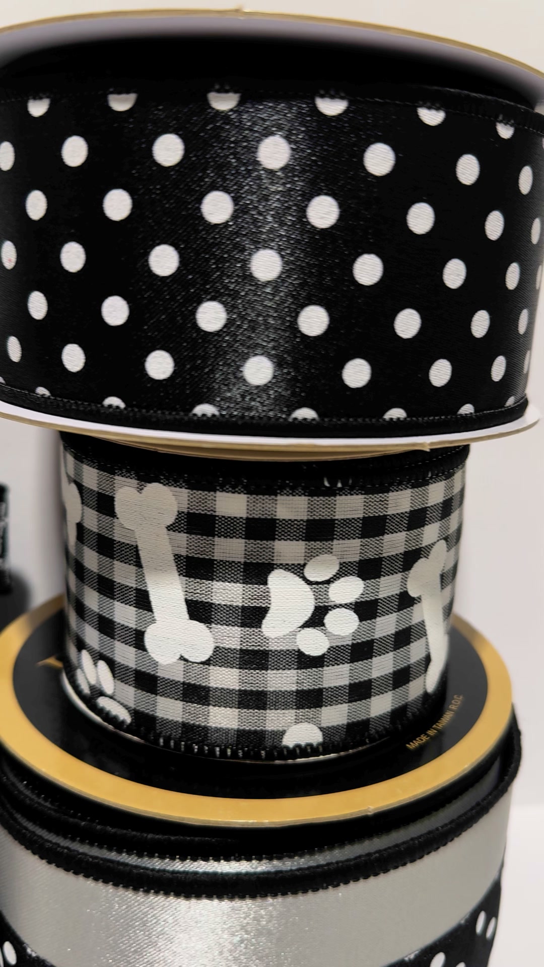 DecoExchange Facebook ad: Ready to unleash your inner craft guru?