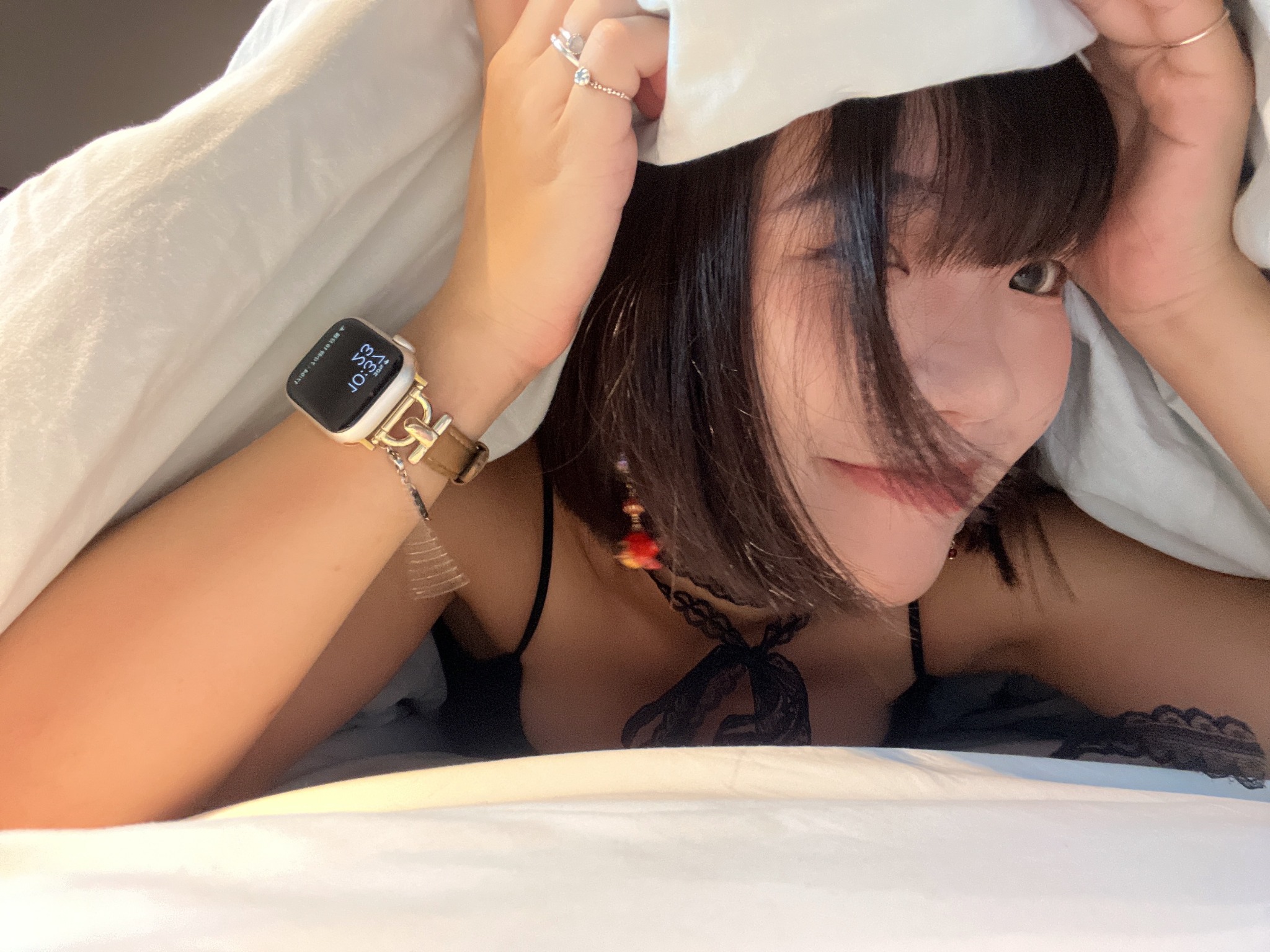 半熟包子 Facebook ad: 如果要說這趟 獨旅中,哪個地方最讓我放鬆,那一定是我住了三晚的民宿--良文旅二館。它位在熱鬧市中心的旁邊,卻剛剛好地安…