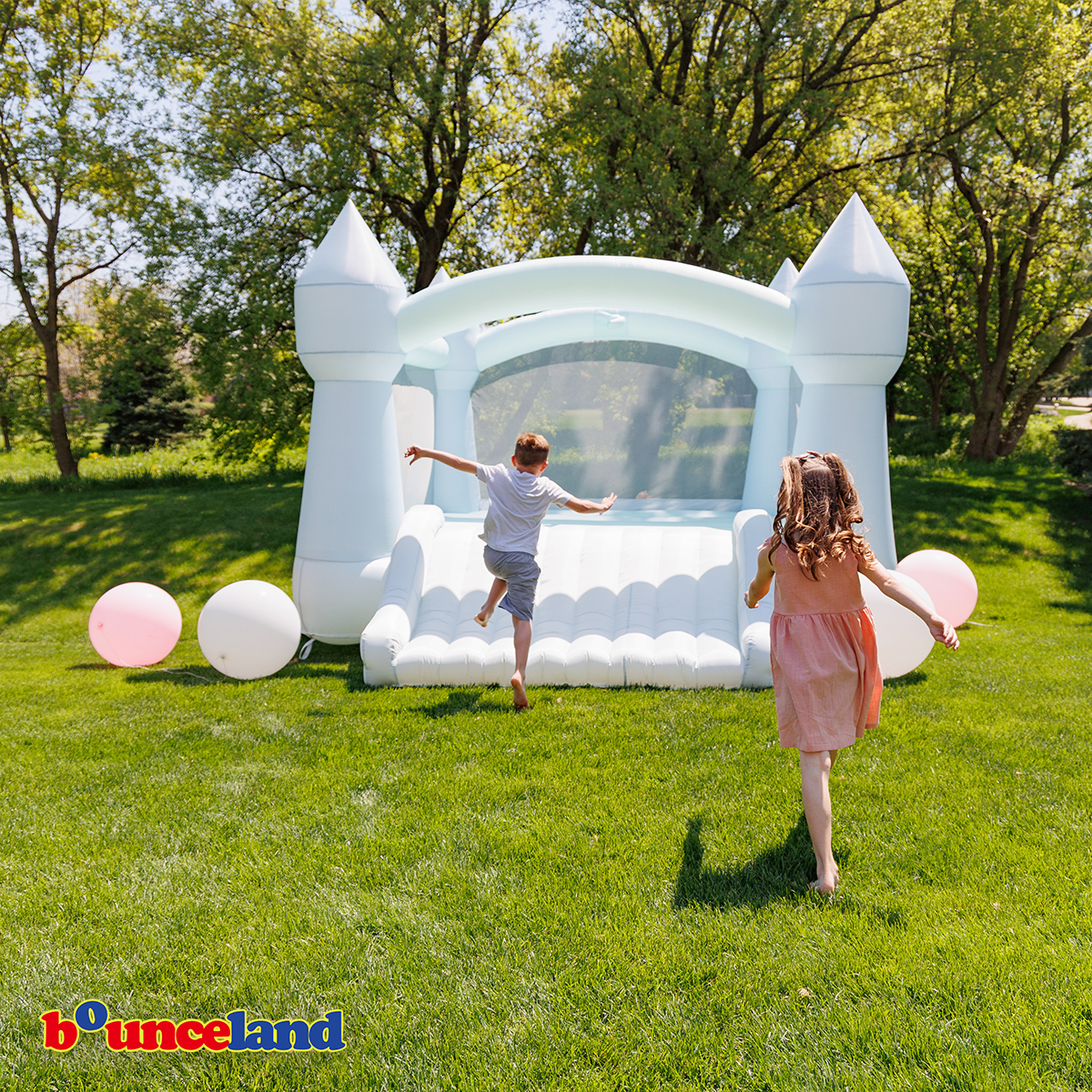 Bounceland Facebook ad