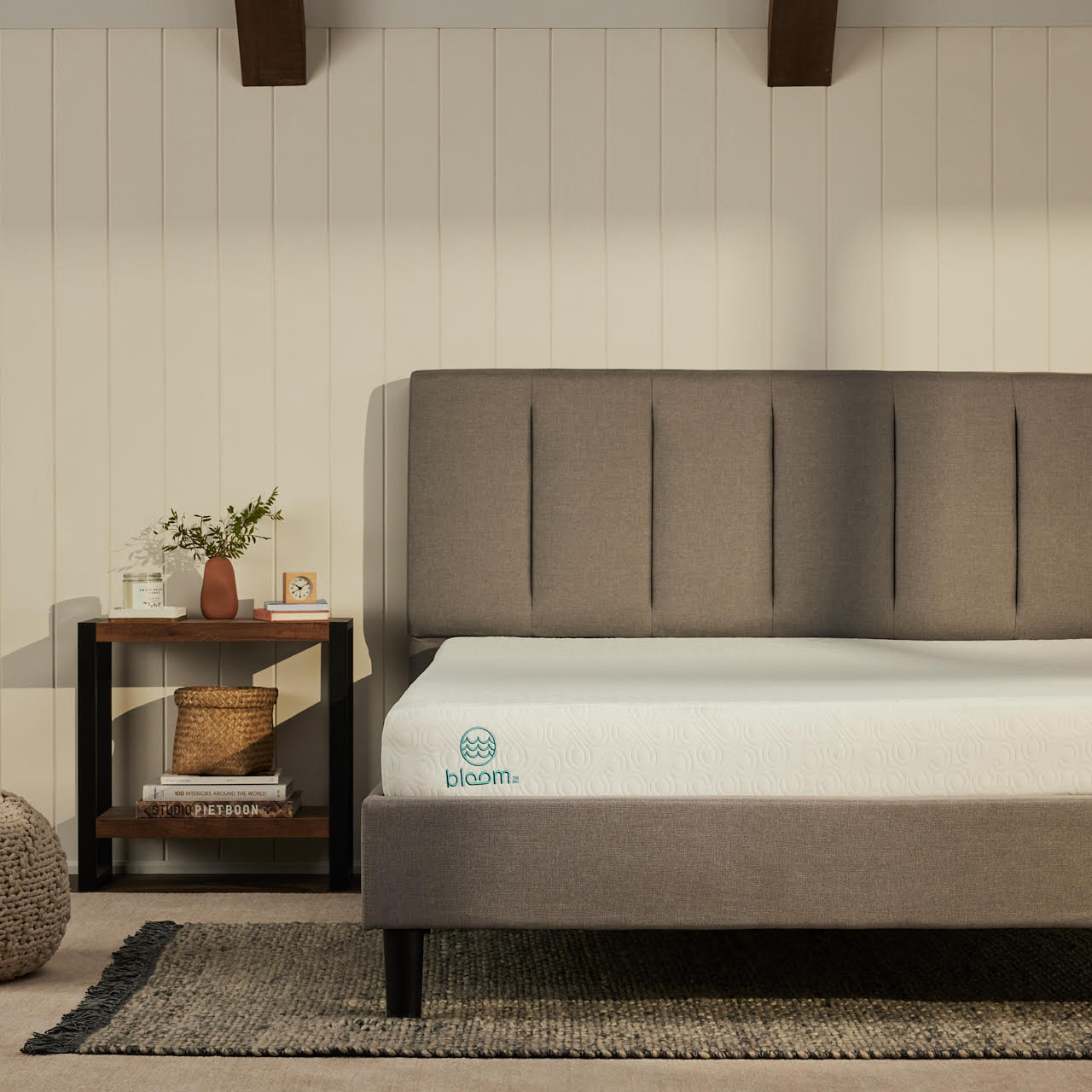 Sleep Country Canada Facebook ad