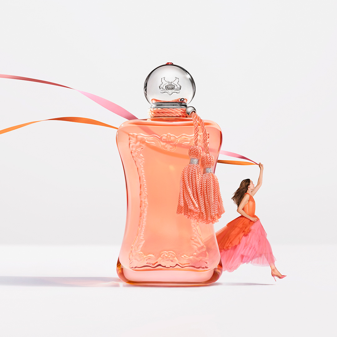 Veranda Magazine Facebook ad: Discover the elegance of Athénaïs, a new floral…