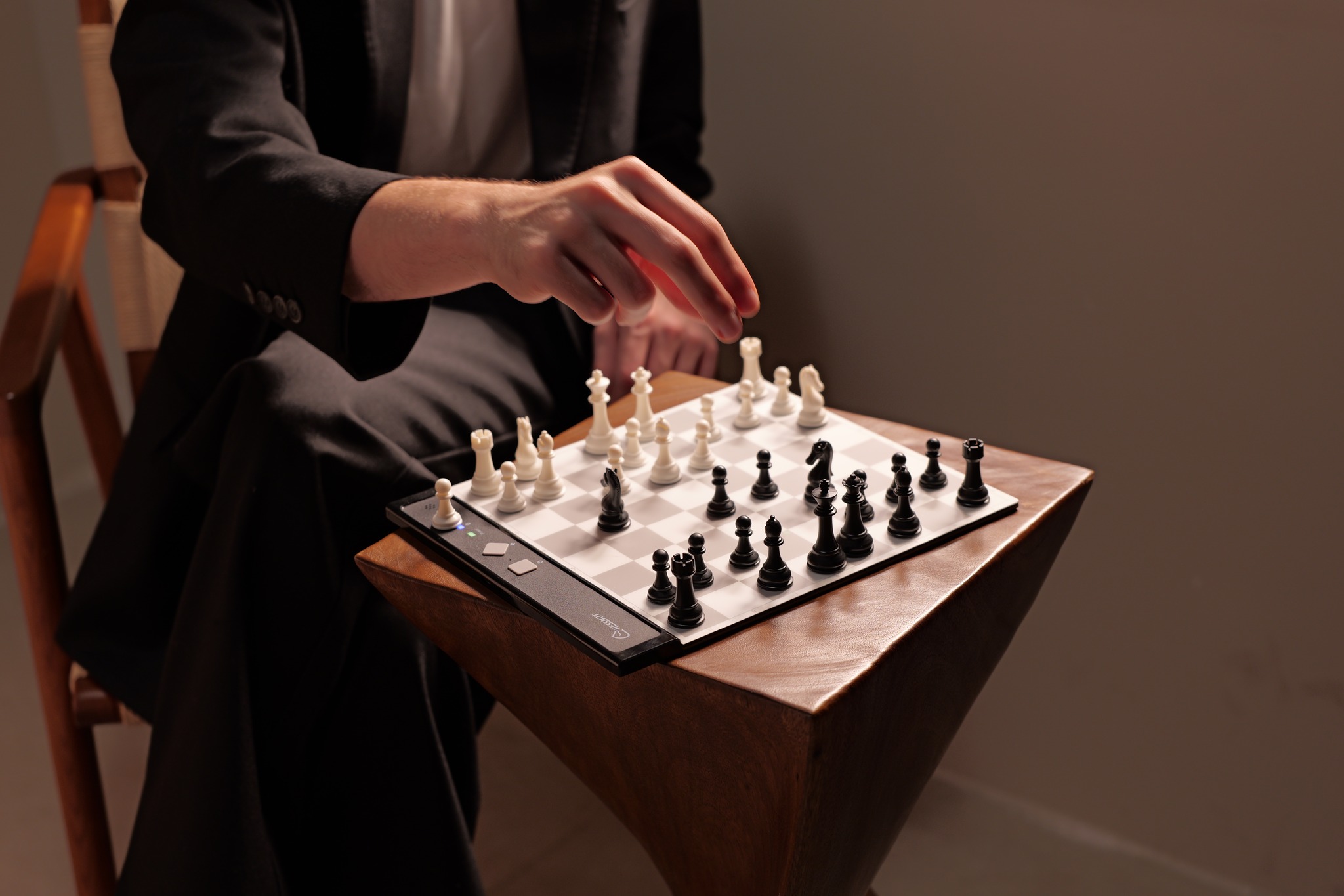 Chessnut Facebook ad
