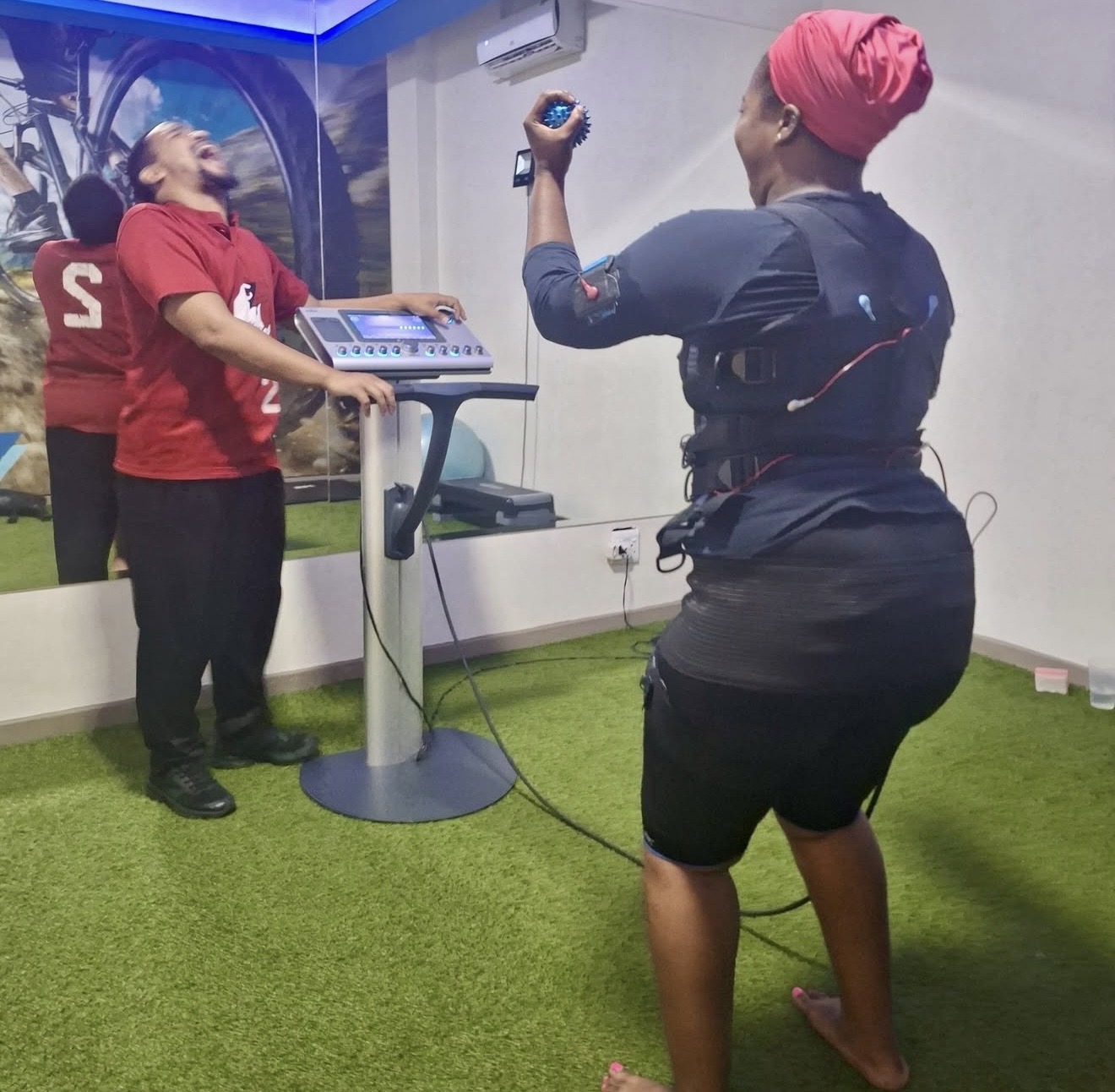 Body20 Town Square Facebook ad: Get a FREE Body20 Demo Session Now!