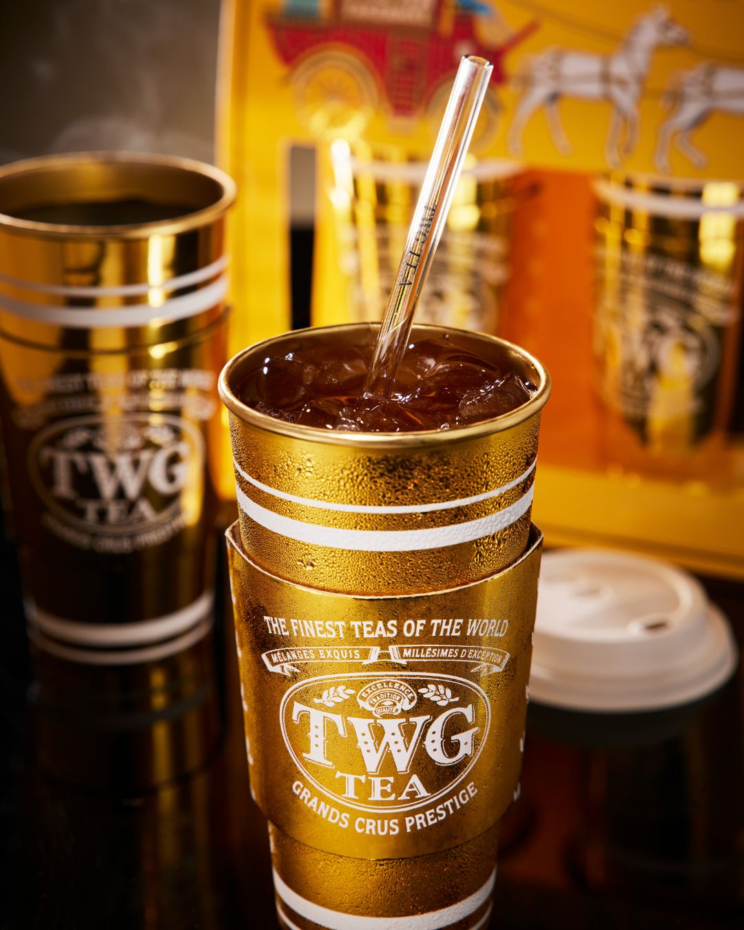 TWG Tea Facebook ad: Takeaway цай аваад 1 takeaway цай бэлгэнд аваарай.