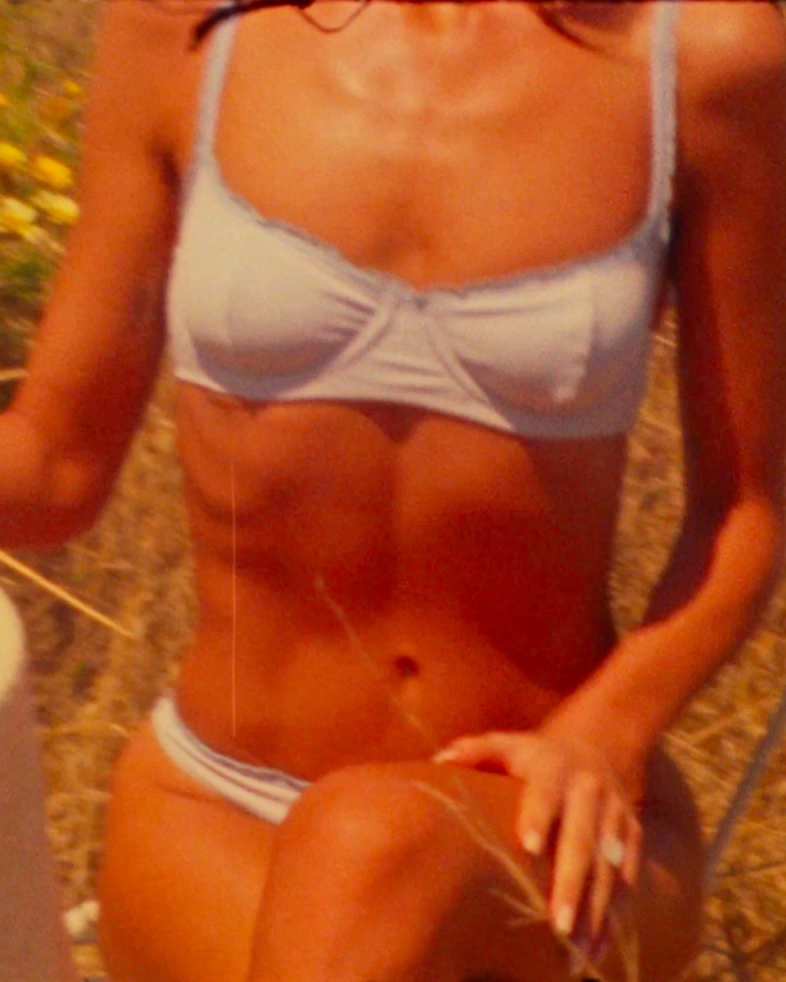 Frankies Bikinis Facebook ad