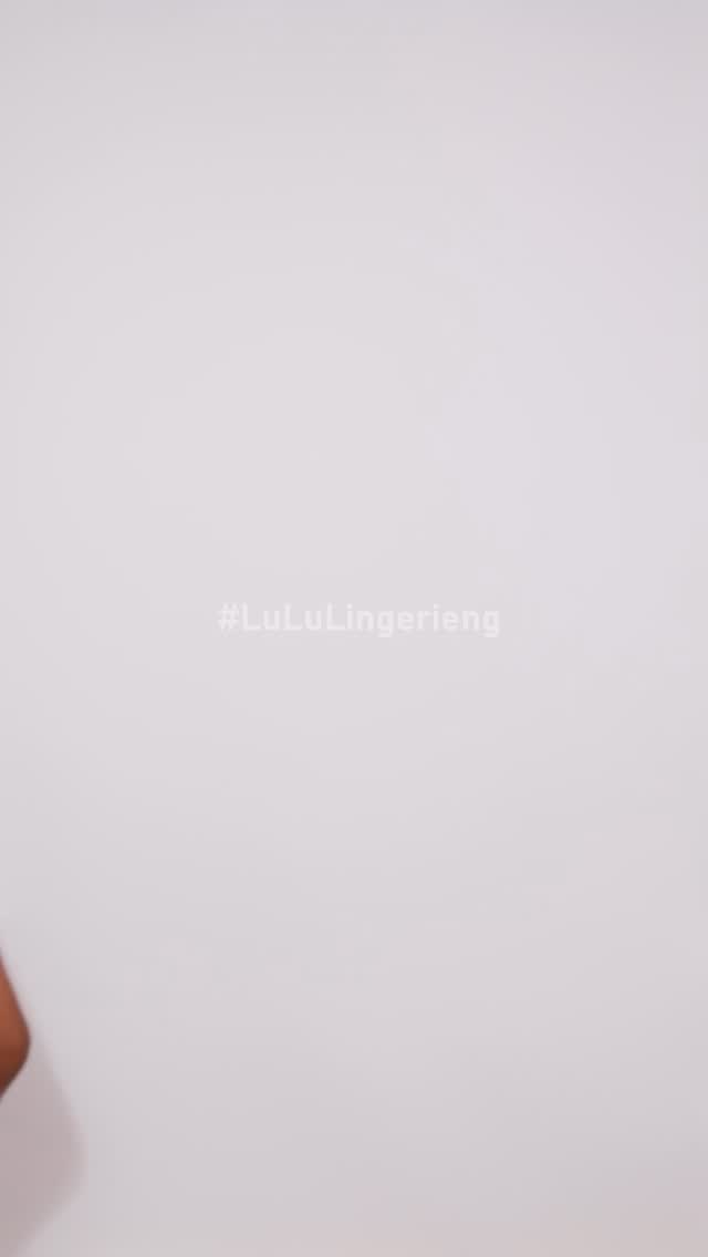 LuLuLingerie Facebook ad: Lace and Silk Matching Sets are essential.