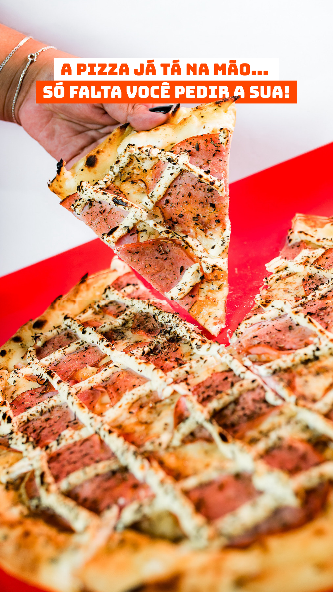 Pizza Pizza Parquelândia Facebook ad: Sabe quando bate aquela fome de pizza de…