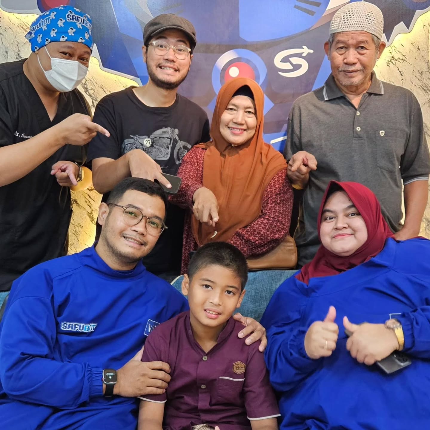 Sunat Bareng SafuBot Facebook ad: Layanan sunat terbaik, modern dan terpercaya di indonesia