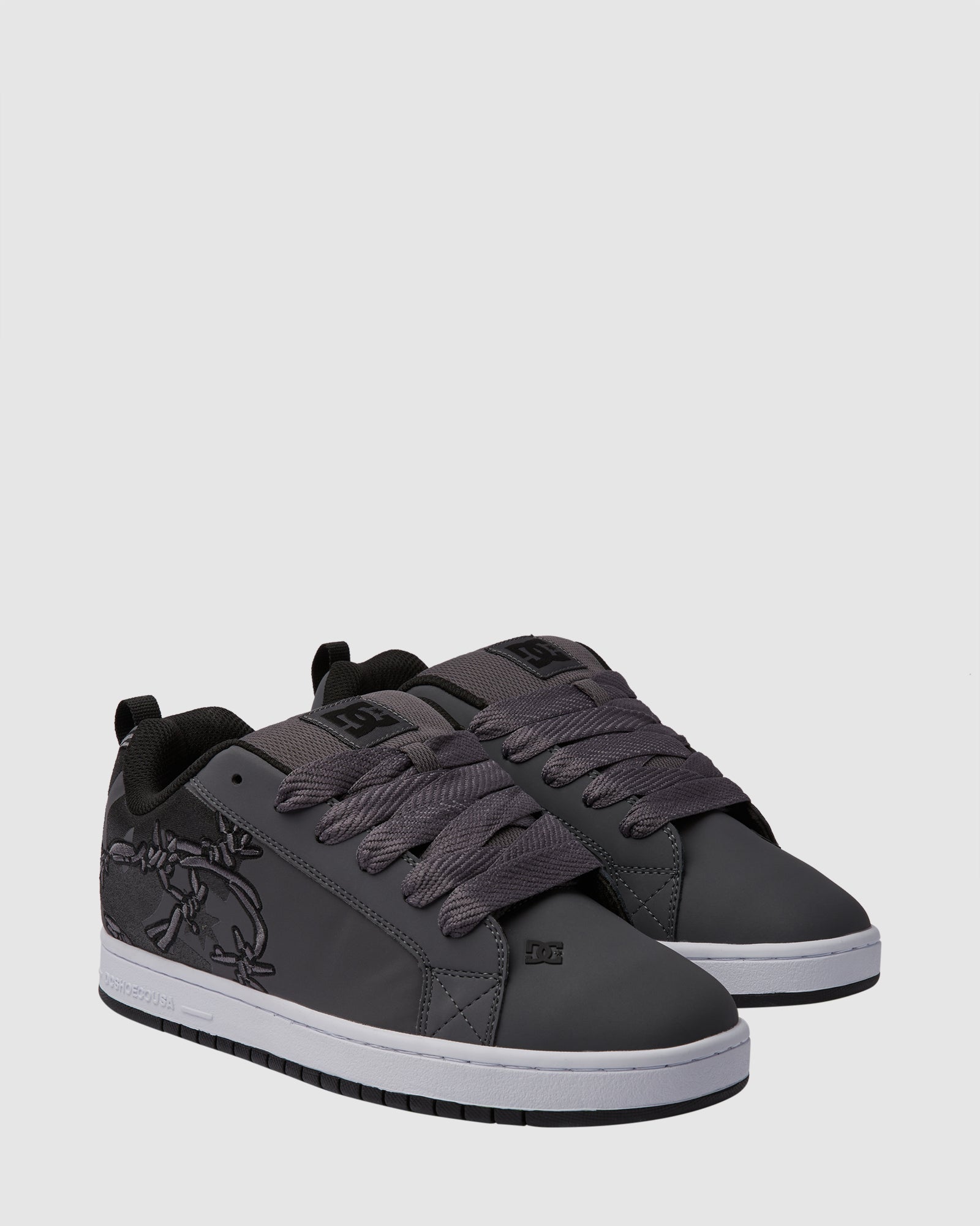 DC Shoes Facebook ad