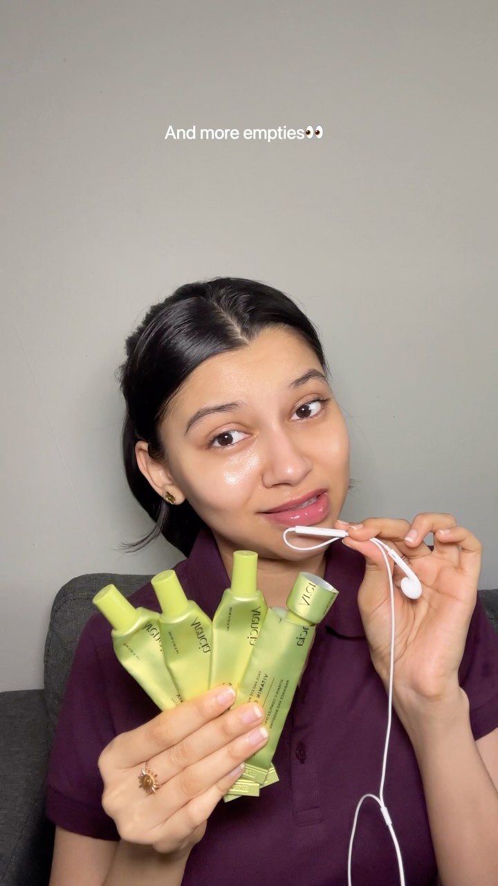 Arencia Global Facebook ad: As someone with dry, acne-prone skin, I’m constantly…
