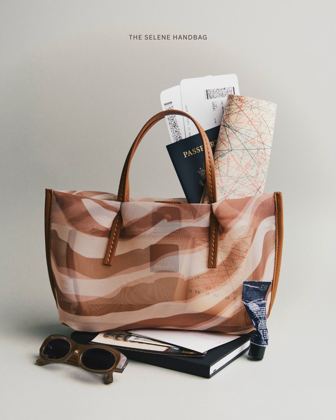Dolce Vita Facebook ad: four handbags, four personalities.