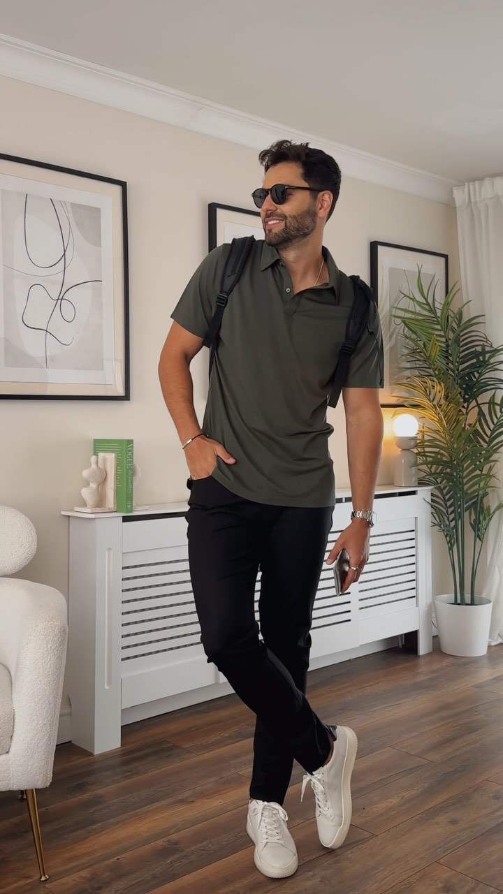 Unbound Merino Facebook ad: Travel in style with @unboundmerino | AD