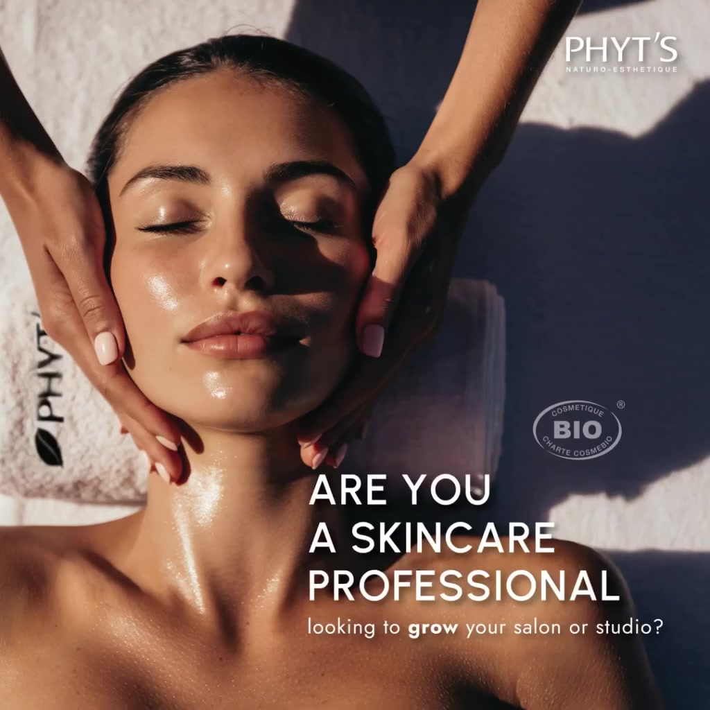 Phyt's Malaysia Facebook ad: Chat in Messenger