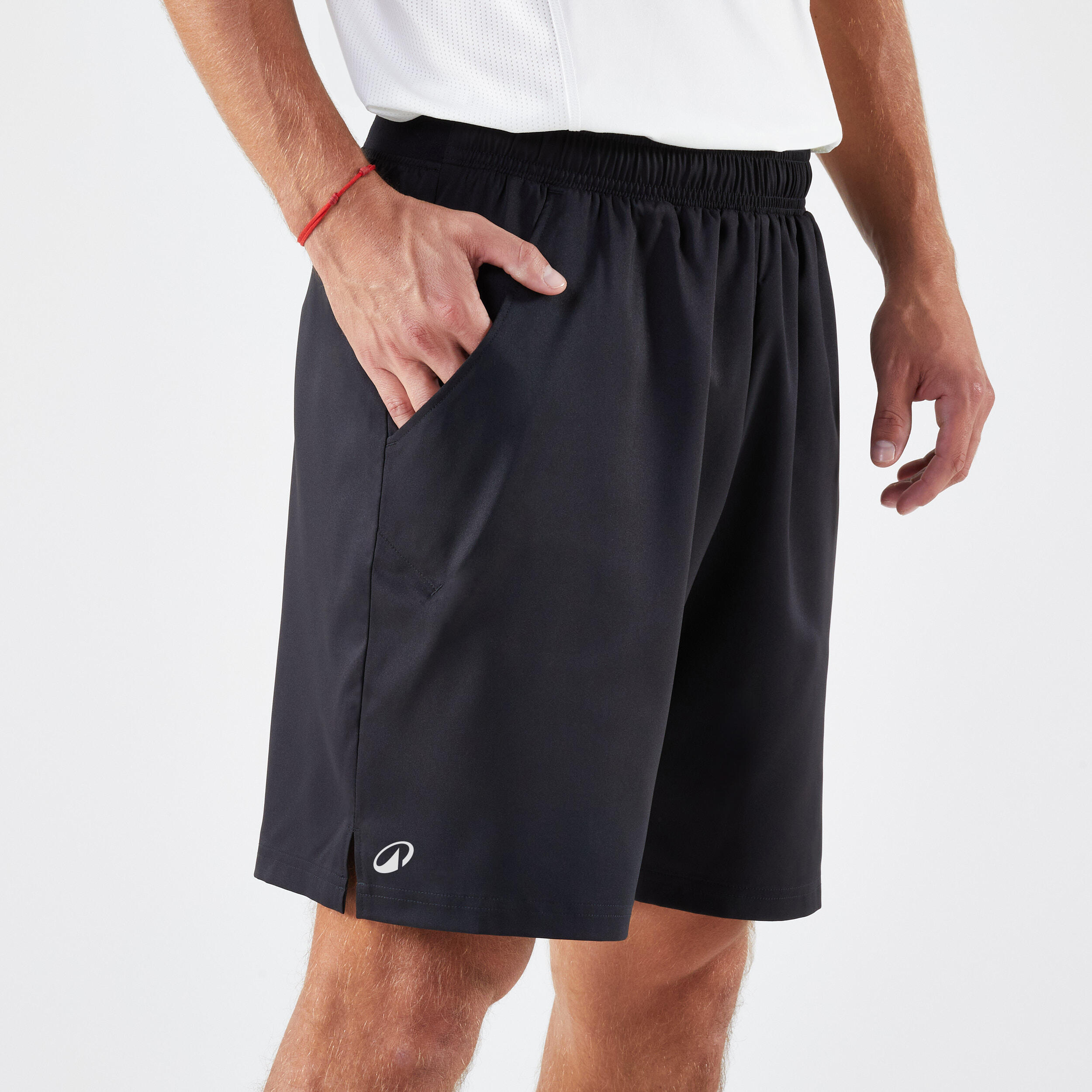 Decathlon Philippines Facebook ad: Smash your goals, not your budget!