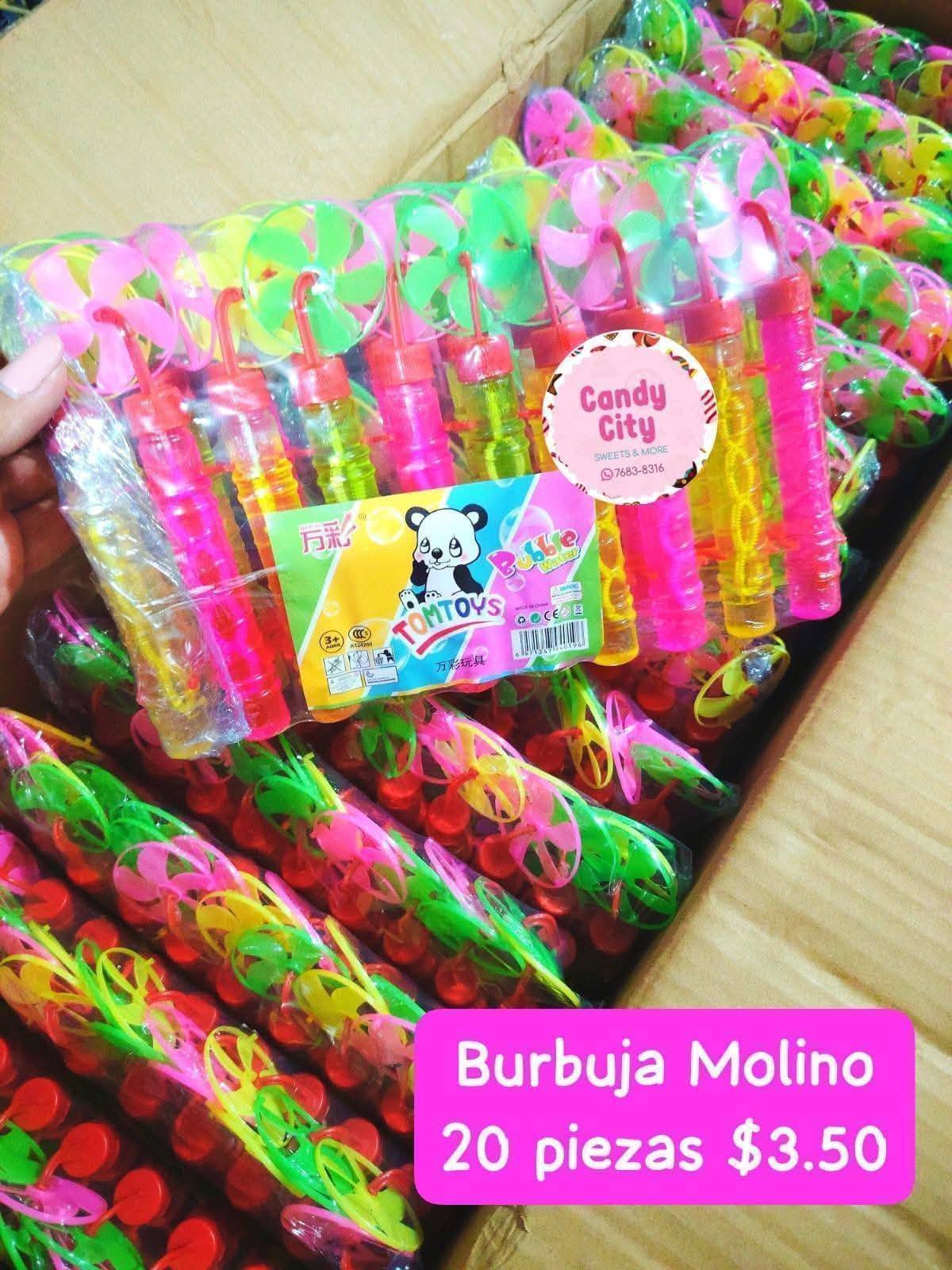 Candy City Facebook ad: JUGUETES Y DULCES DE TEMPORADA PARA FIESTAS…