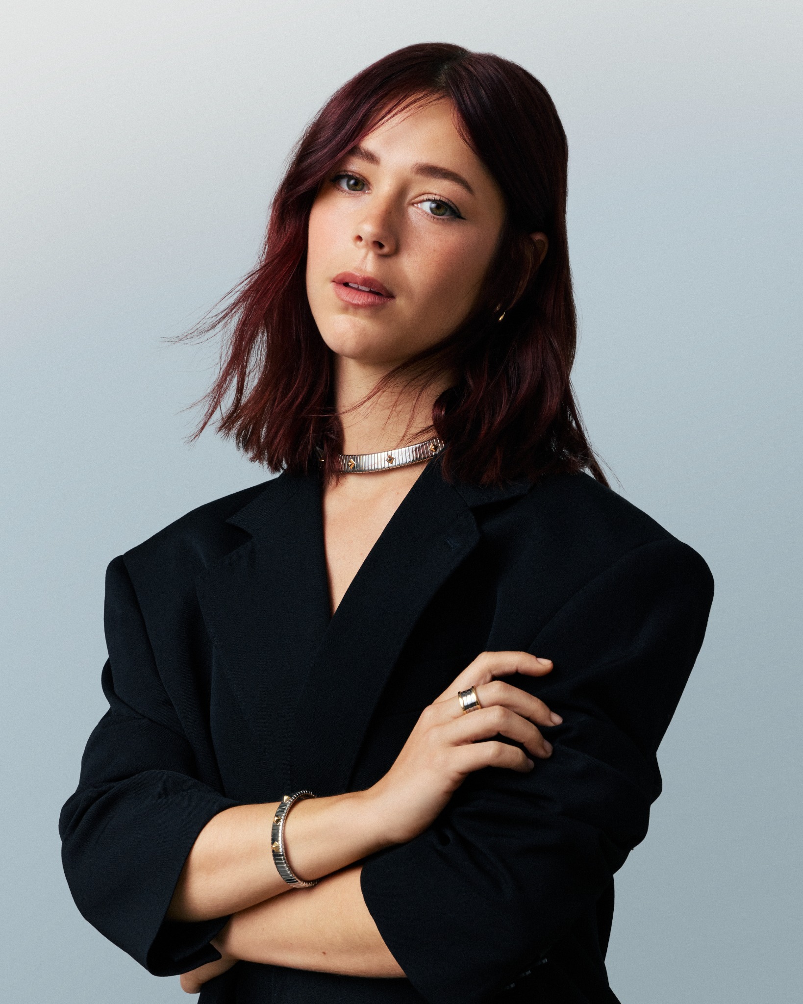 ELLE España Facebook ad: Georgina Amorós presenta Gold & Steel de B.zero1…