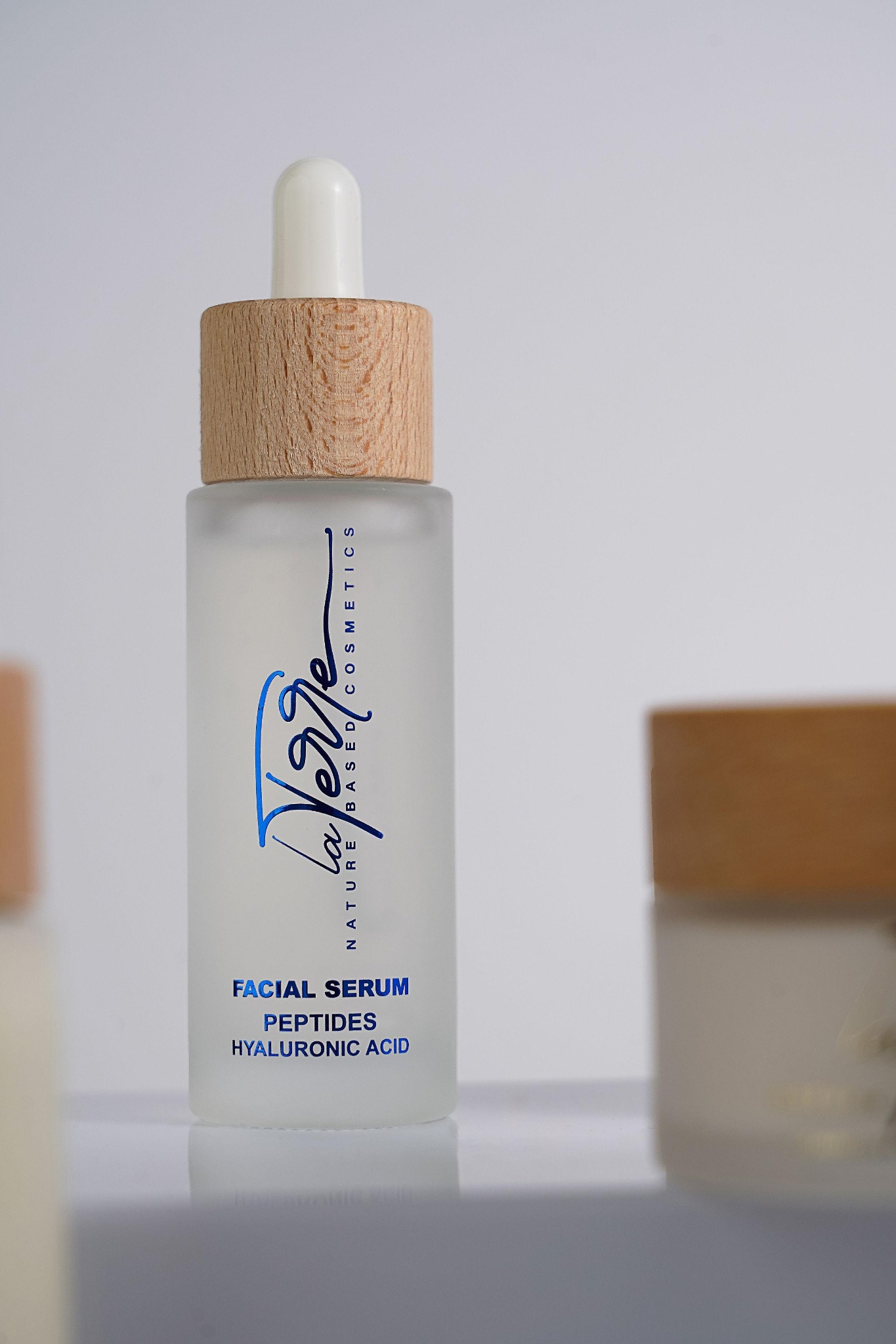 La Terre Cosmetics Facebook ad: Skincare românesc pentru pielea ta