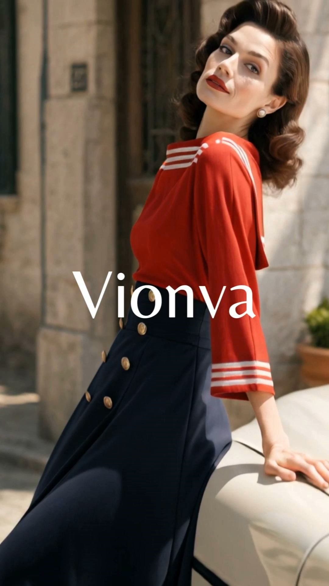 Vionva Facebook ad: Vintage Glam 2-Piece Set