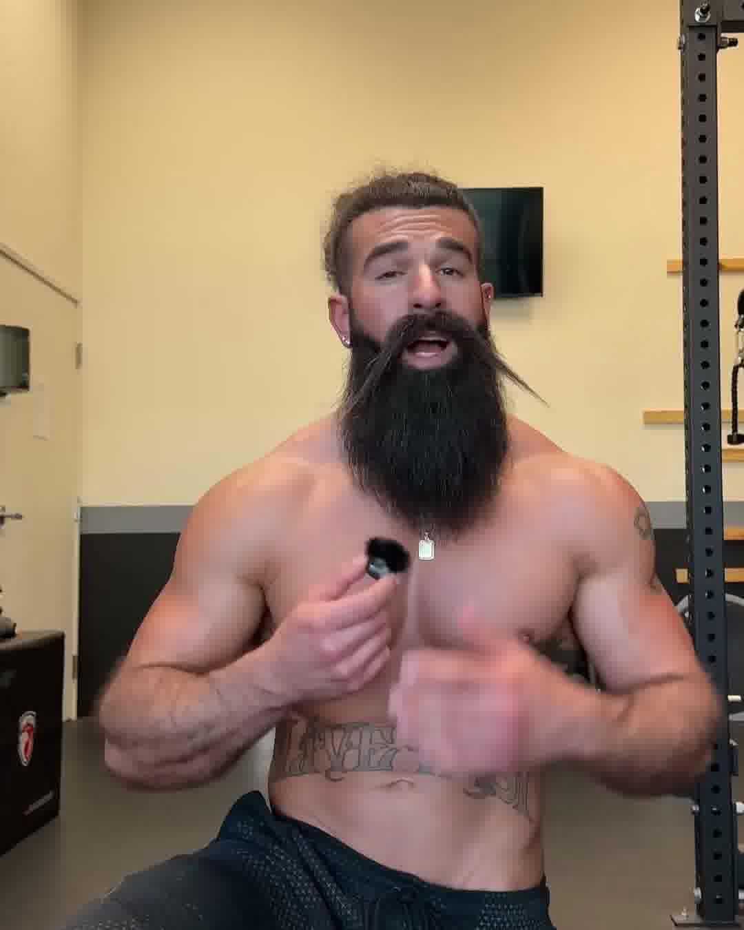 Gravity Transformation Facebook ad: Free 6 Week Shred