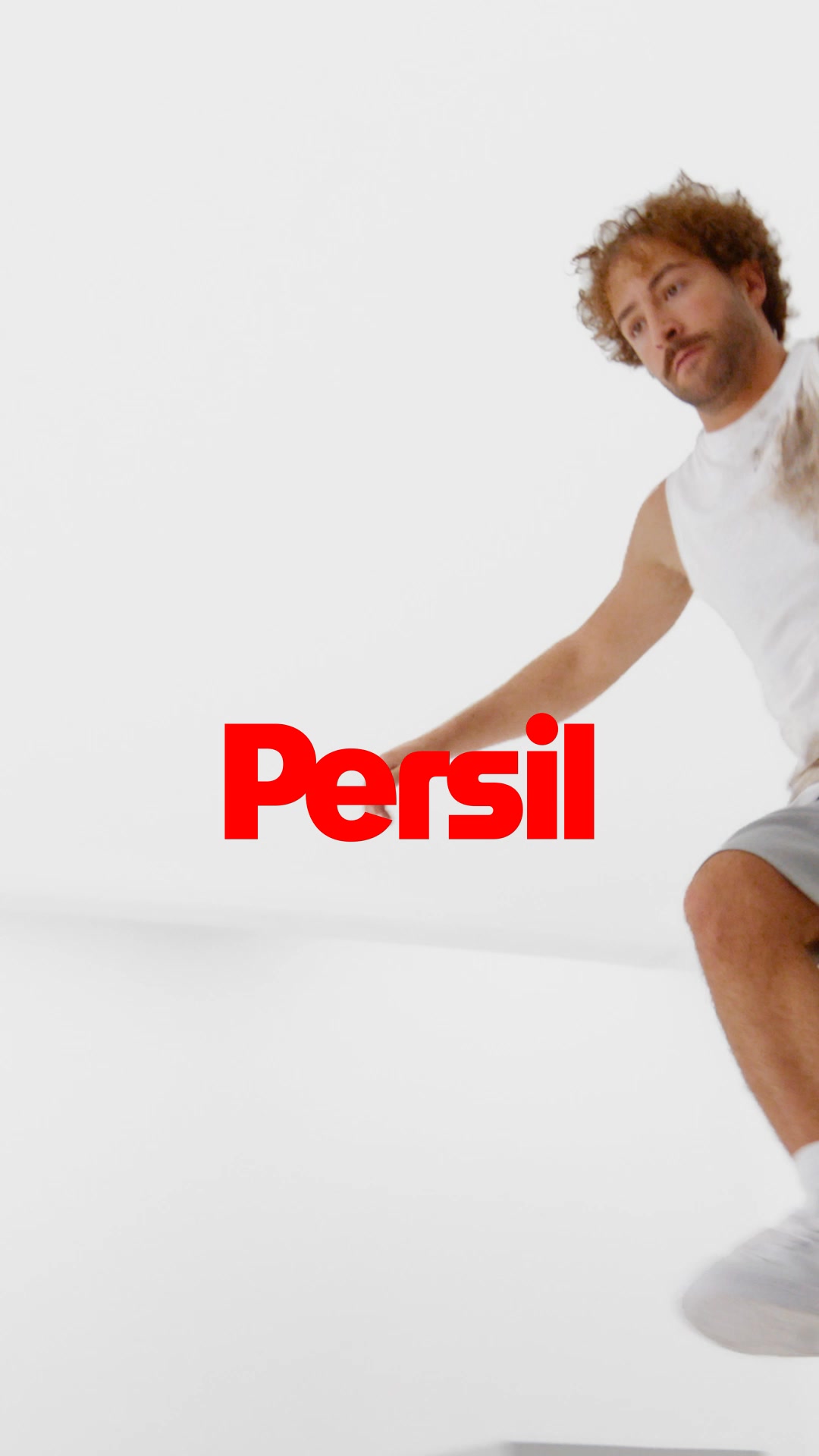 Persil Facebook ad: Persil Deep Clean-nuo dėmių