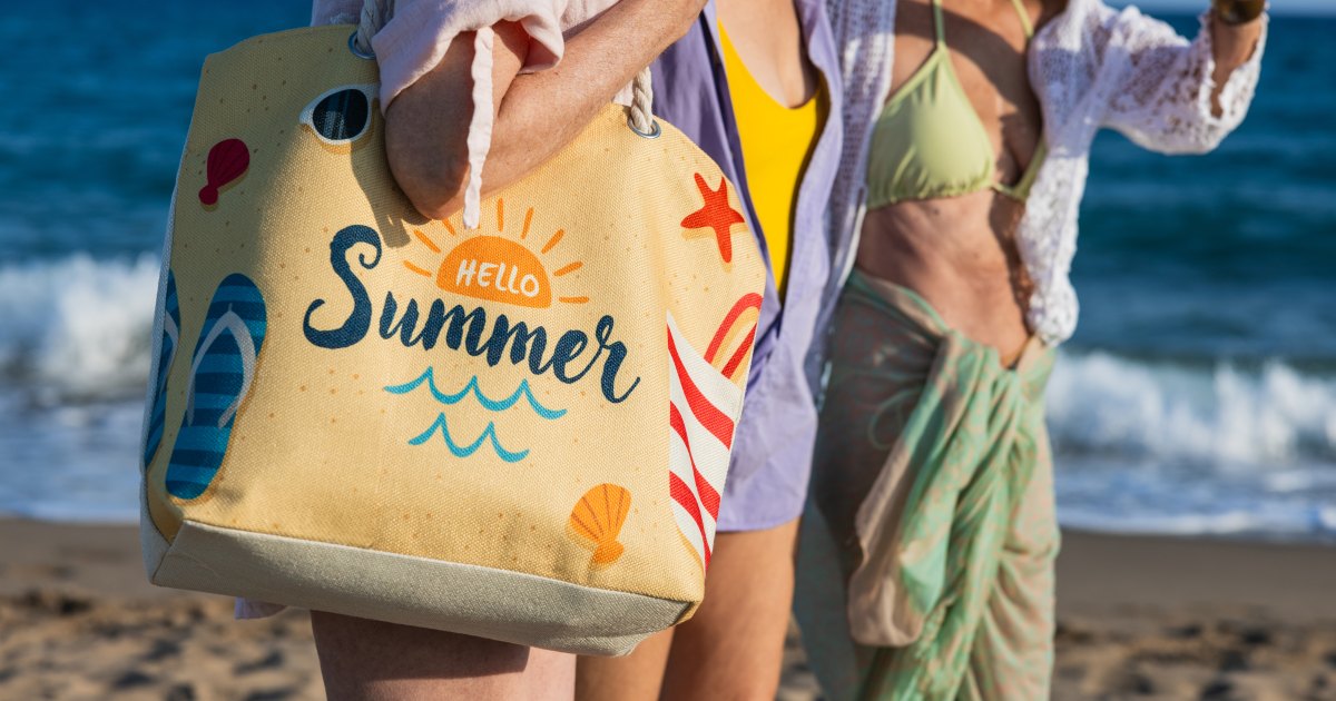 Us Weekly Facebook ad