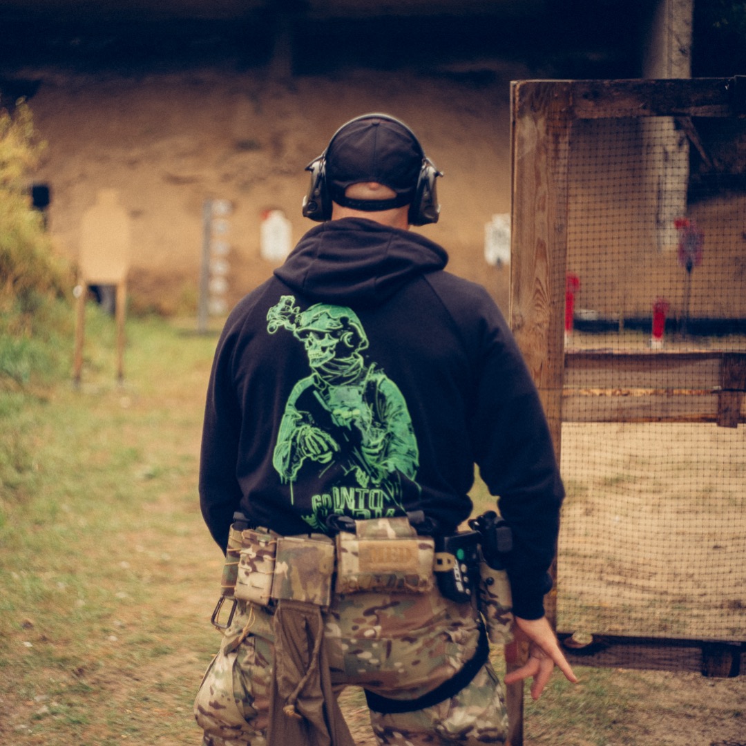 Direct Action Facebook ad: Plate carriers, chest rigs, belts, pouches?